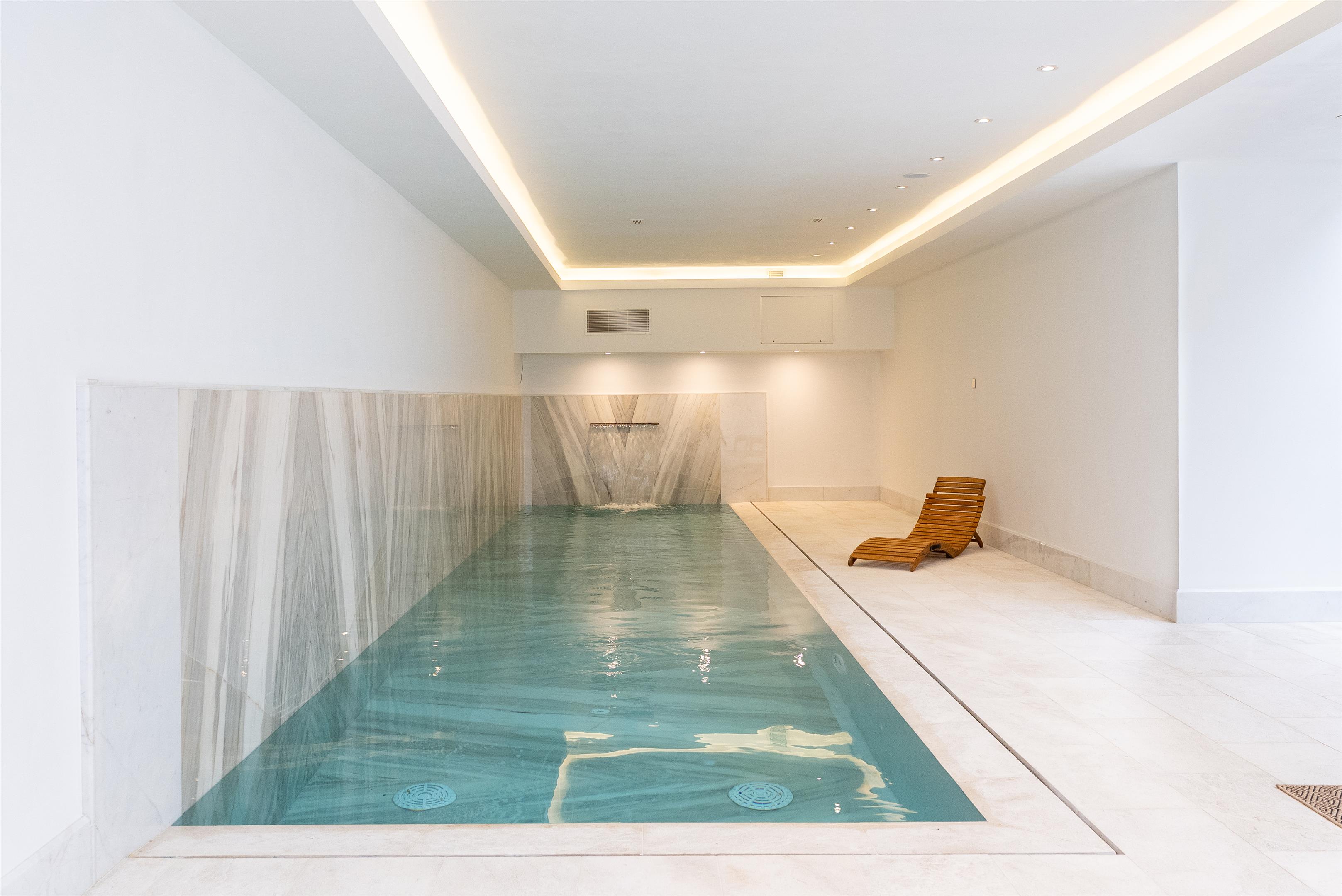 Coombe Ridings, Coombe Estate, Kingston Upon Thames, KT2