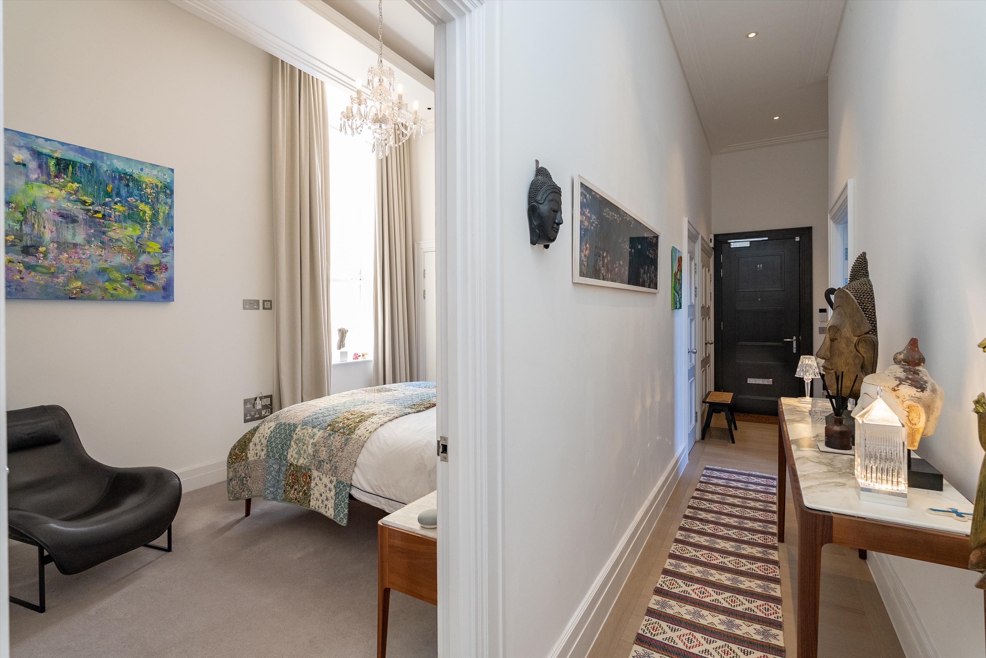 Chambers Park Hill, London, SW20