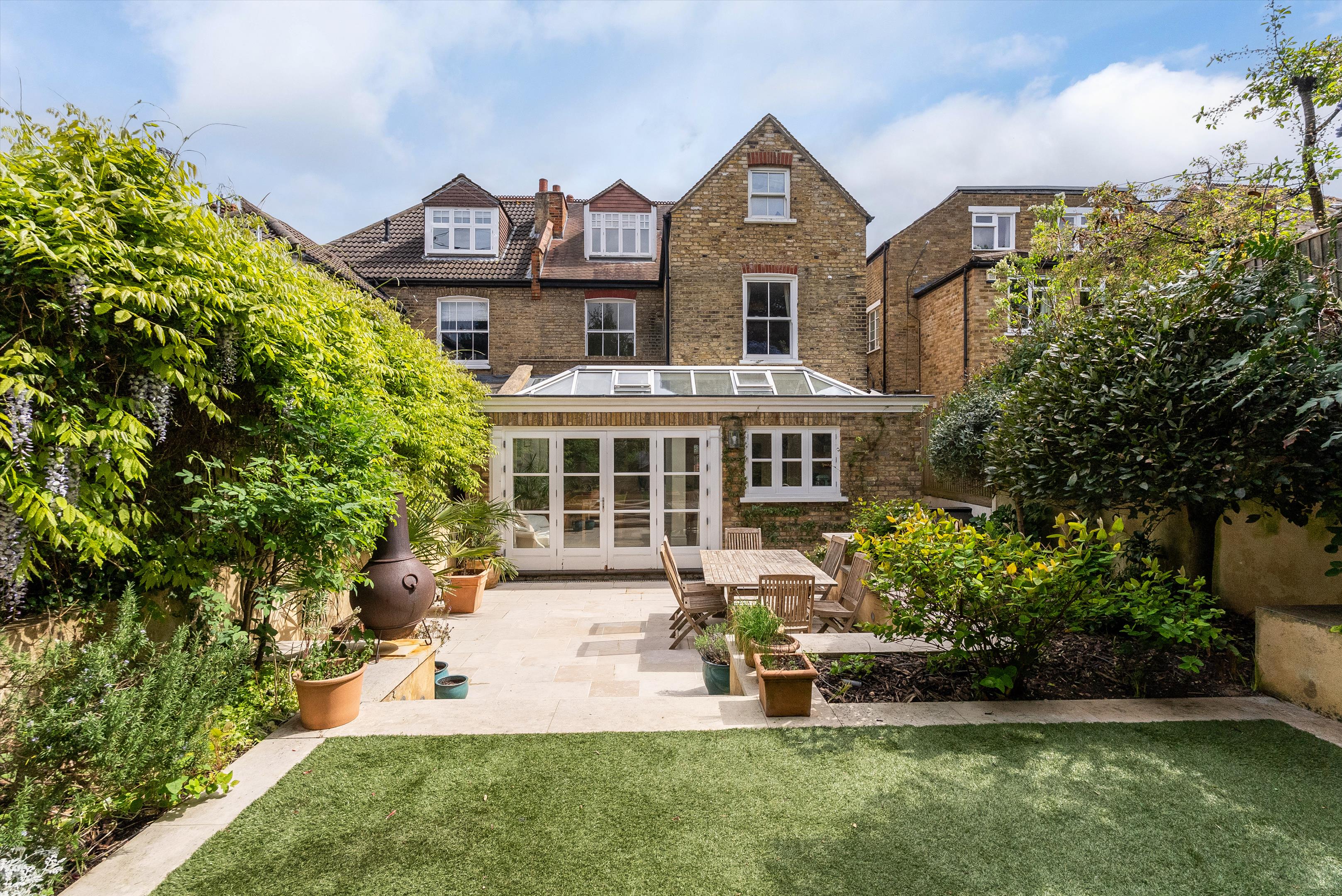 Kenilworth Avenue, London SW19
