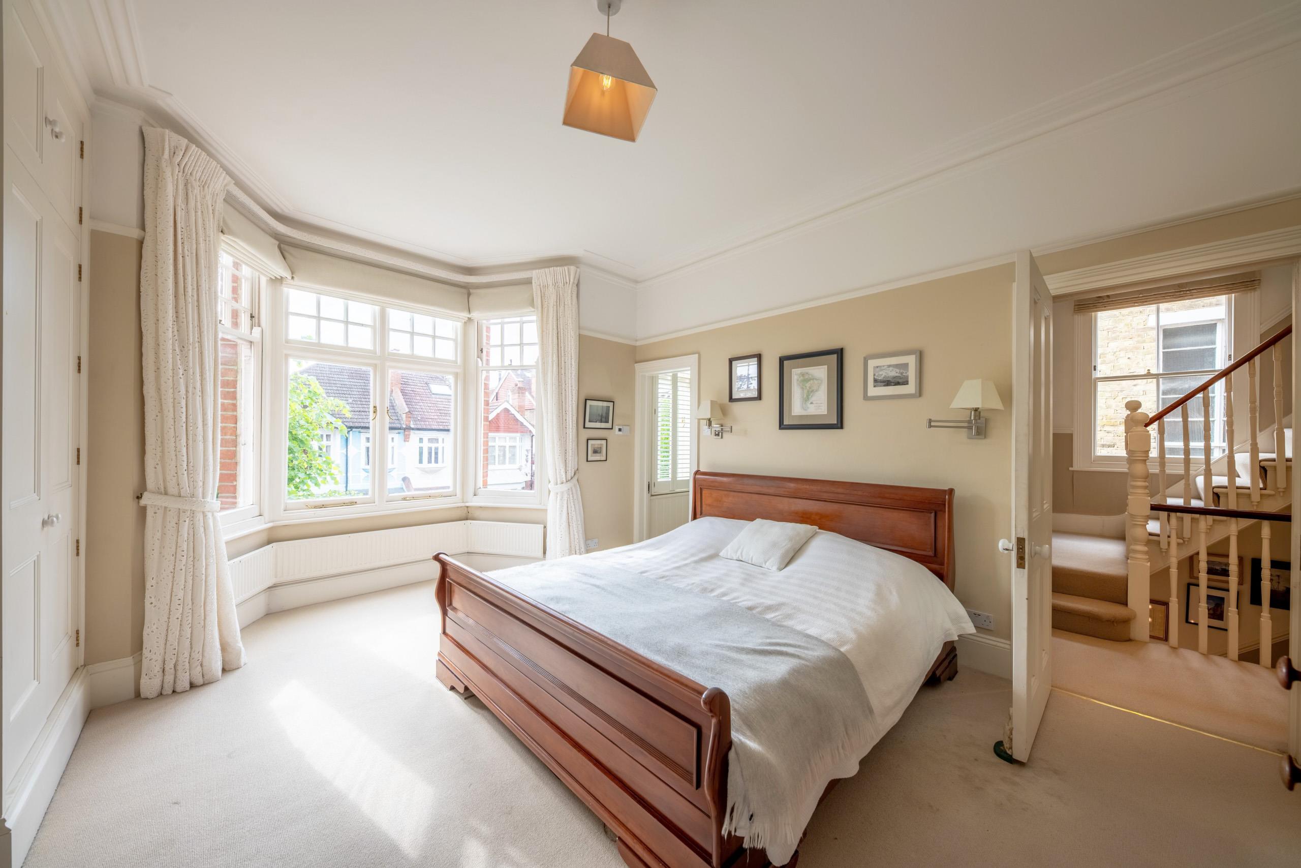 Kenilworth Avenue, London SW19