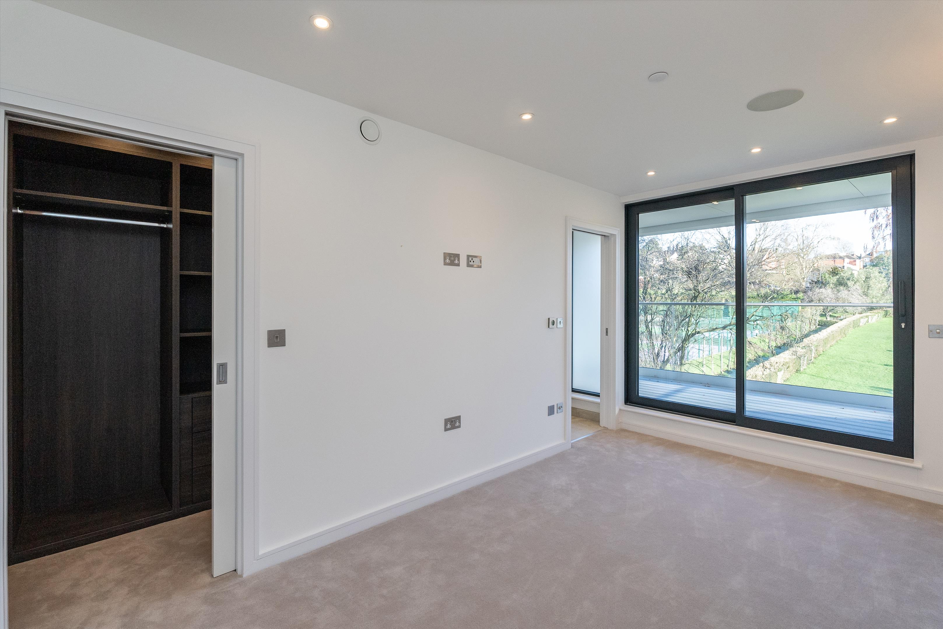 New Home in Orchard Grove, London, SW20