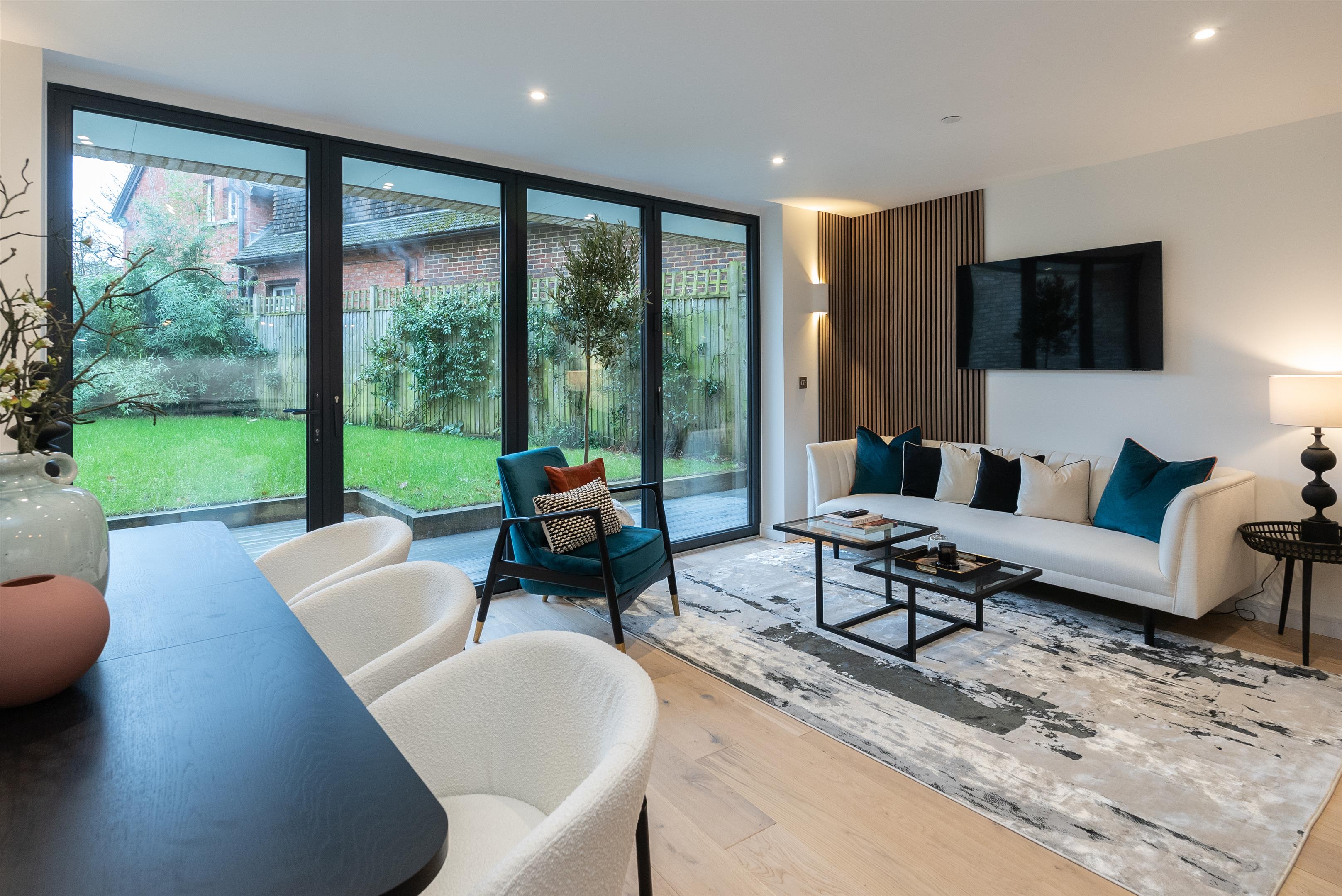 New Home in Orchard Grove, London, SW20