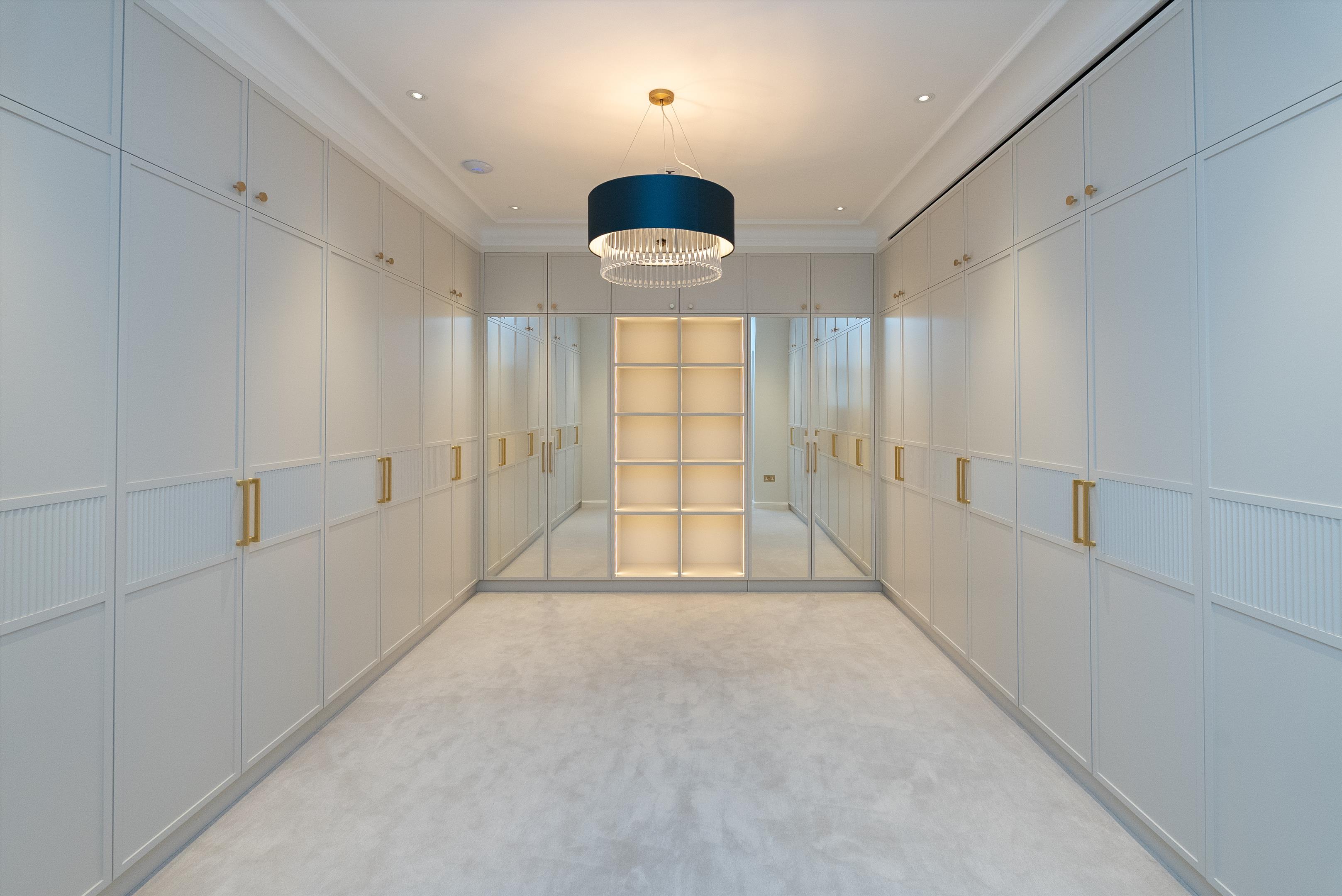 Parkside Avenue, Wimbledon, London, SW19