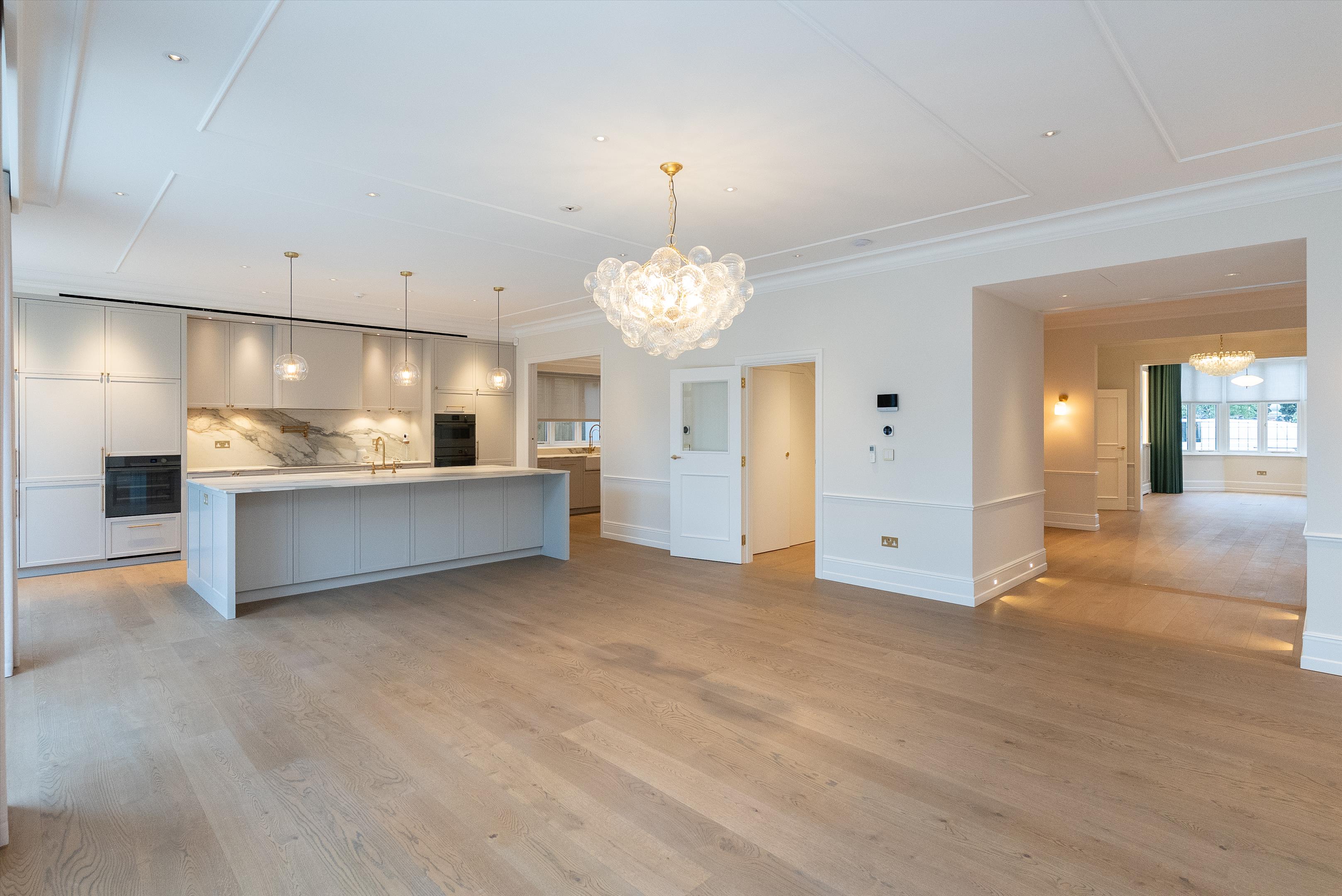Parkside Avenue, Wimbledon, London, SW19