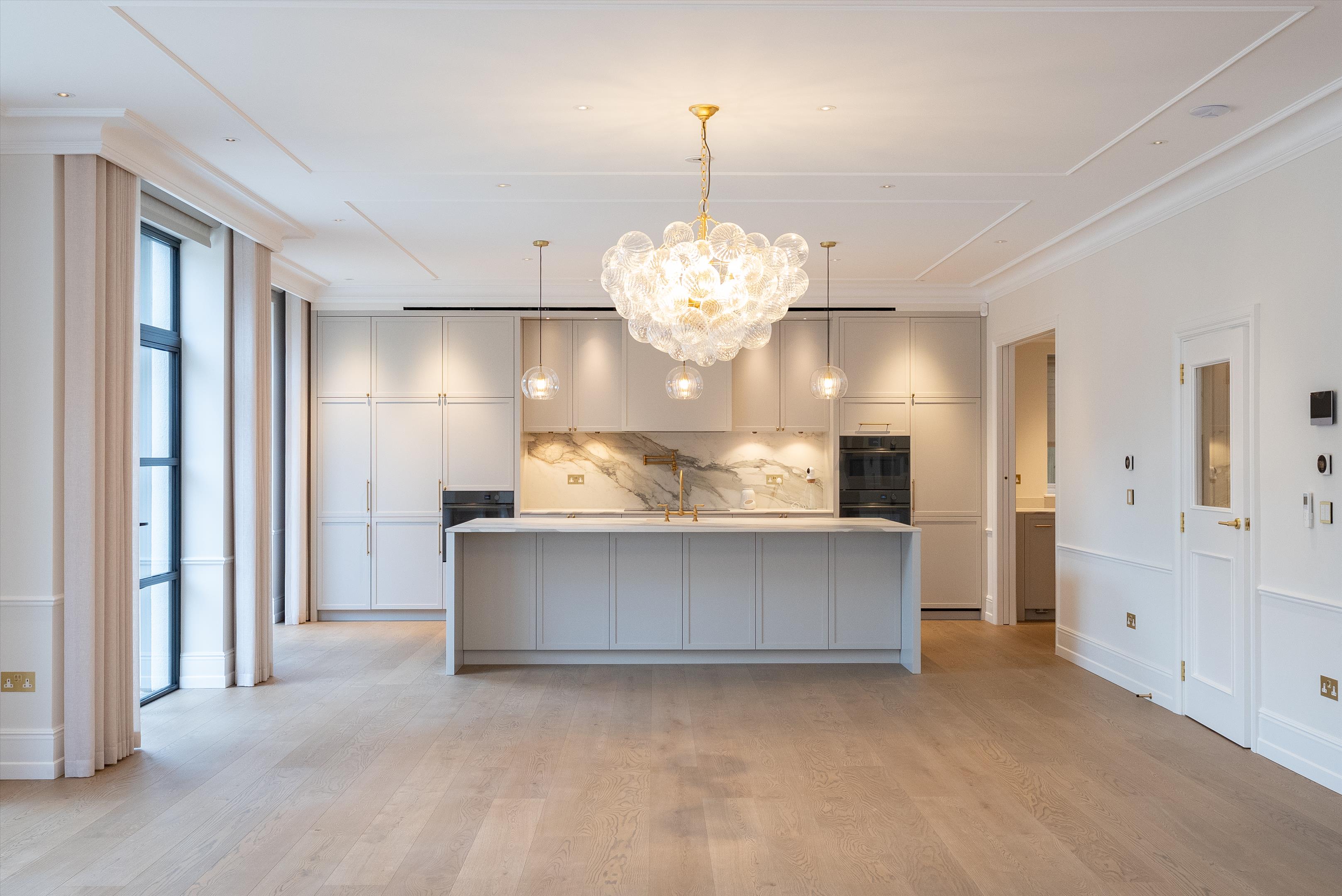 Parkside Avenue, Wimbledon, London, SW19