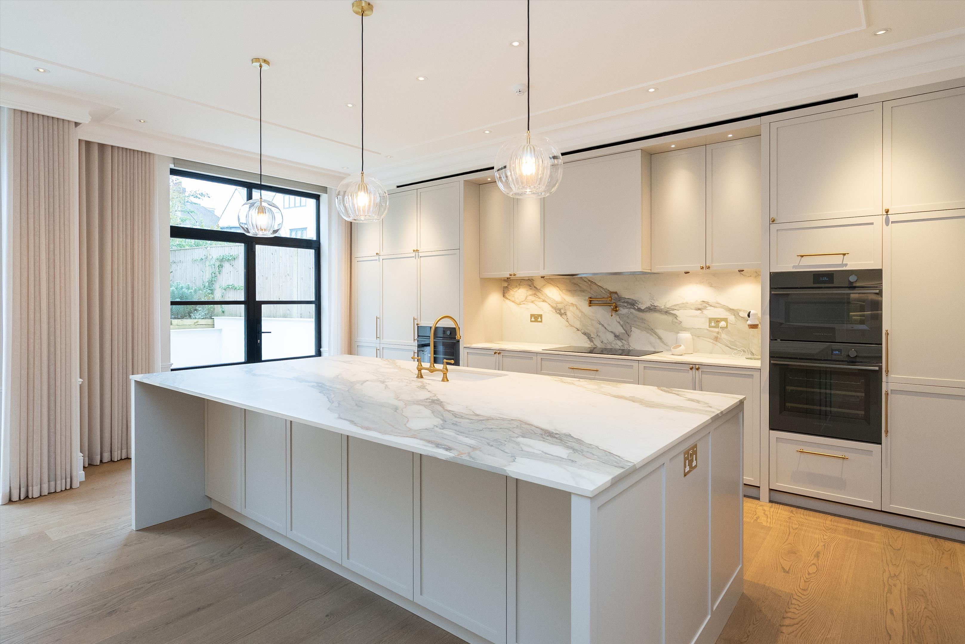Parkside Avenue, Wimbledon, London, SW19