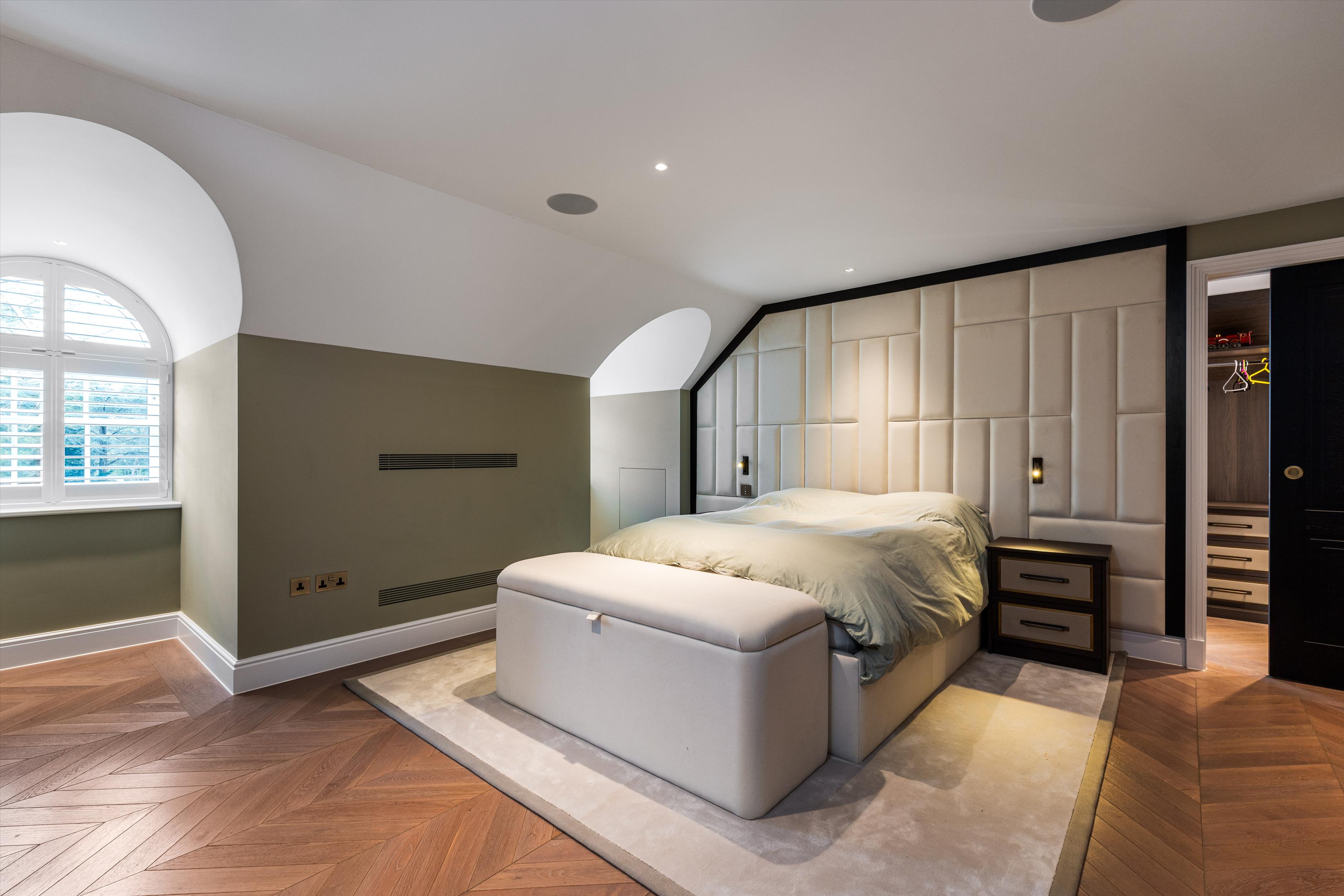 Coombe Estate, Kingston Upon Thames, KT2