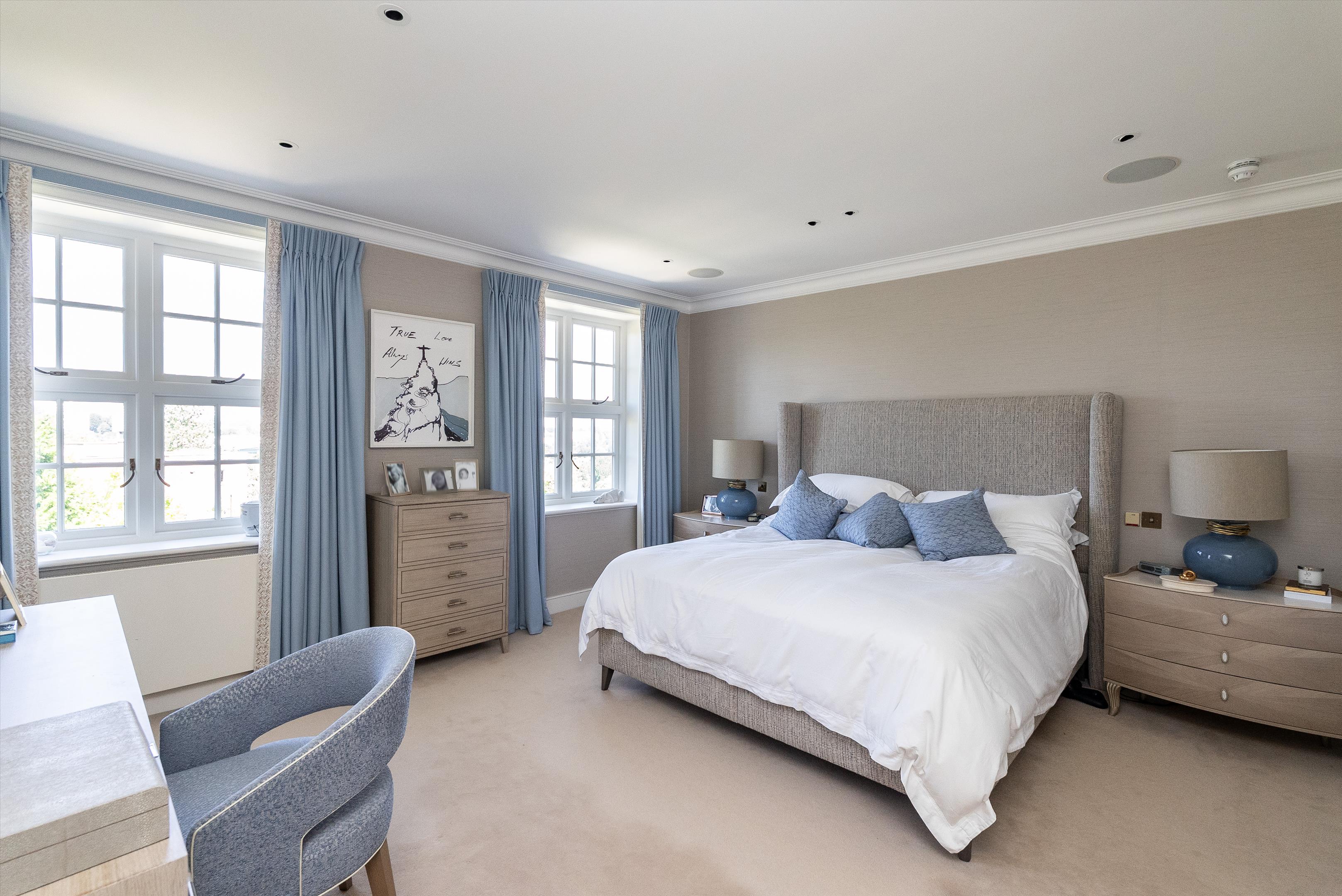 Arthur Road, Wimbledon Village, London SW19