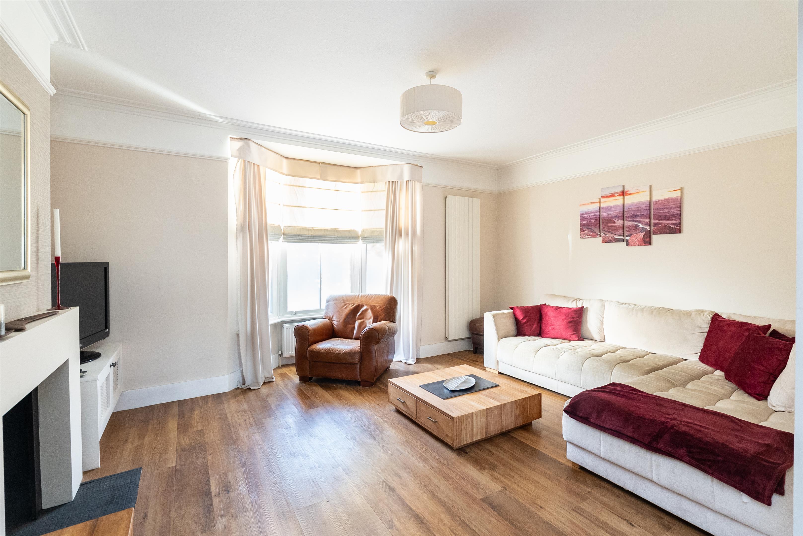 Courthope Villas, London, SW19