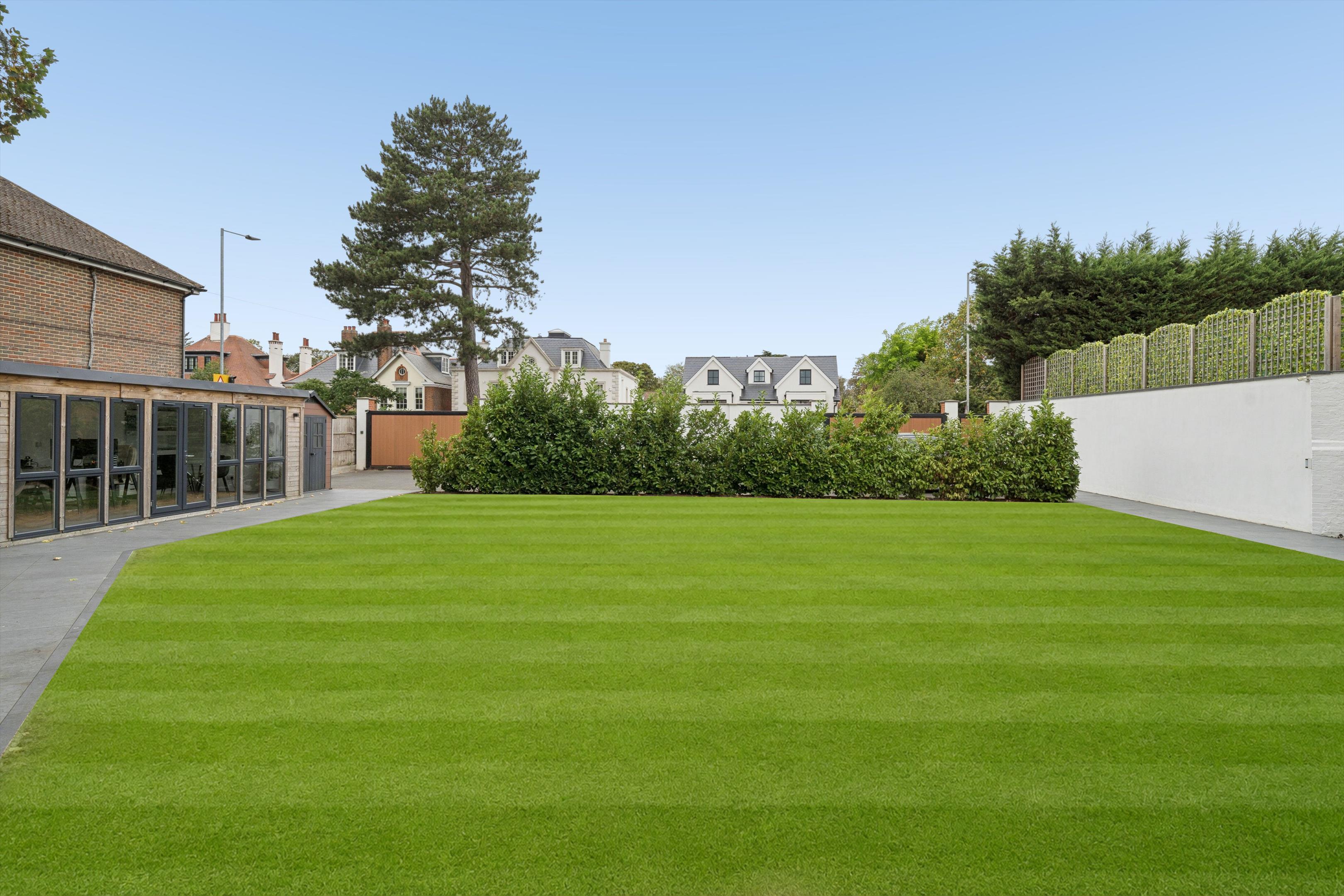 Kingston Hill, London, KT2