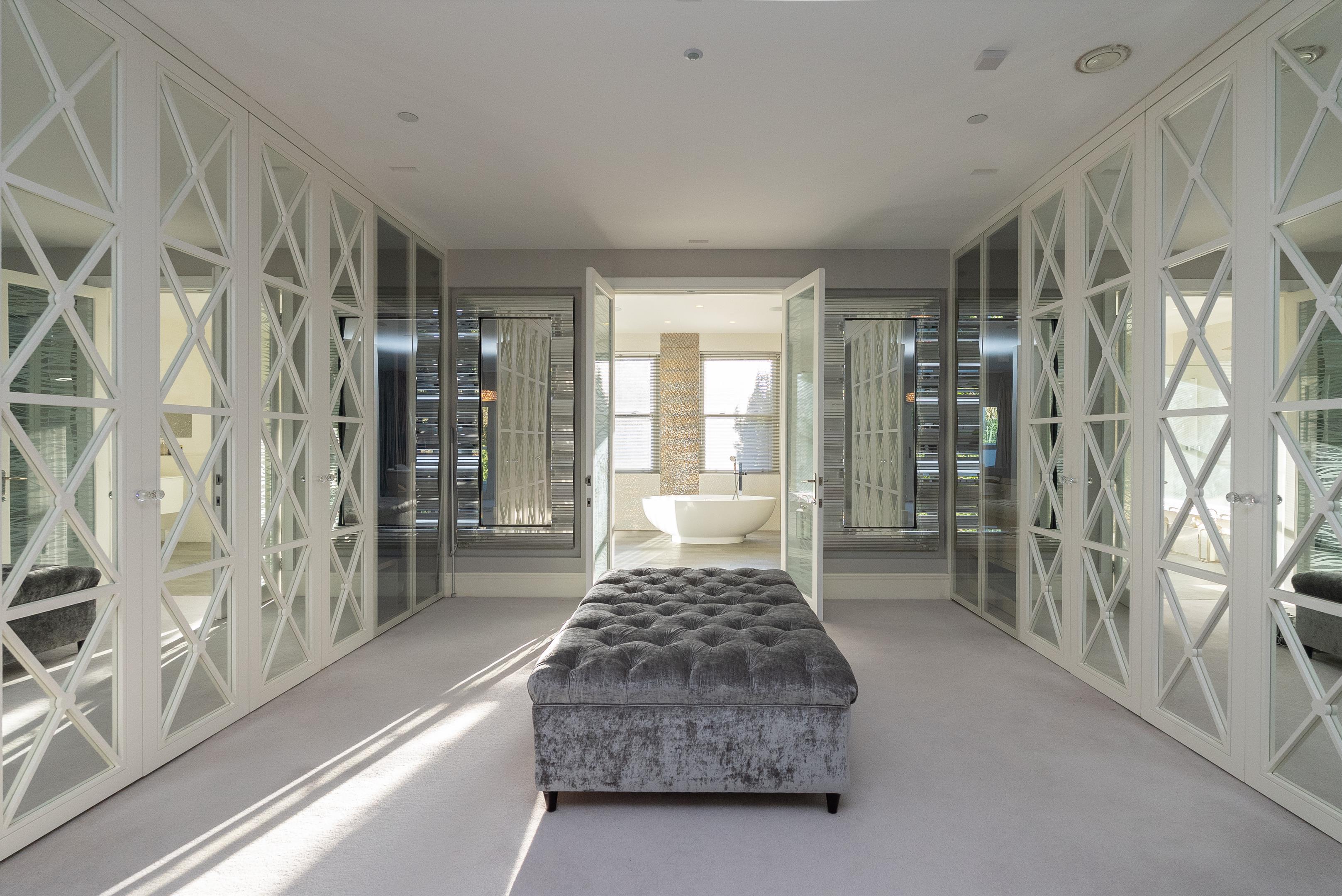 Coombe Park, Kingston Upon Thames, Surrey KT2
