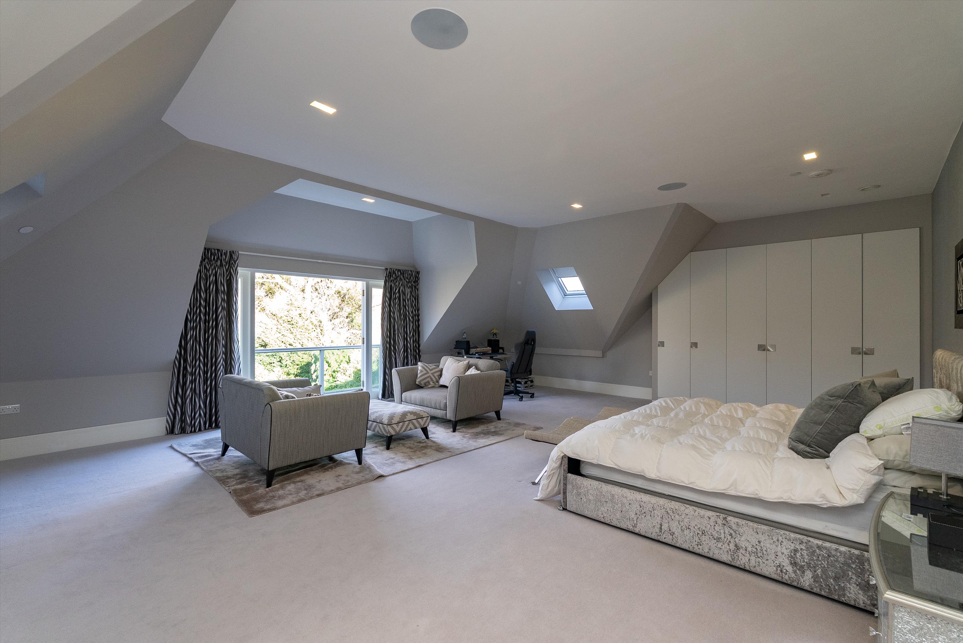 Coombe Park, Kingston Upon Thames, Surrey KT2