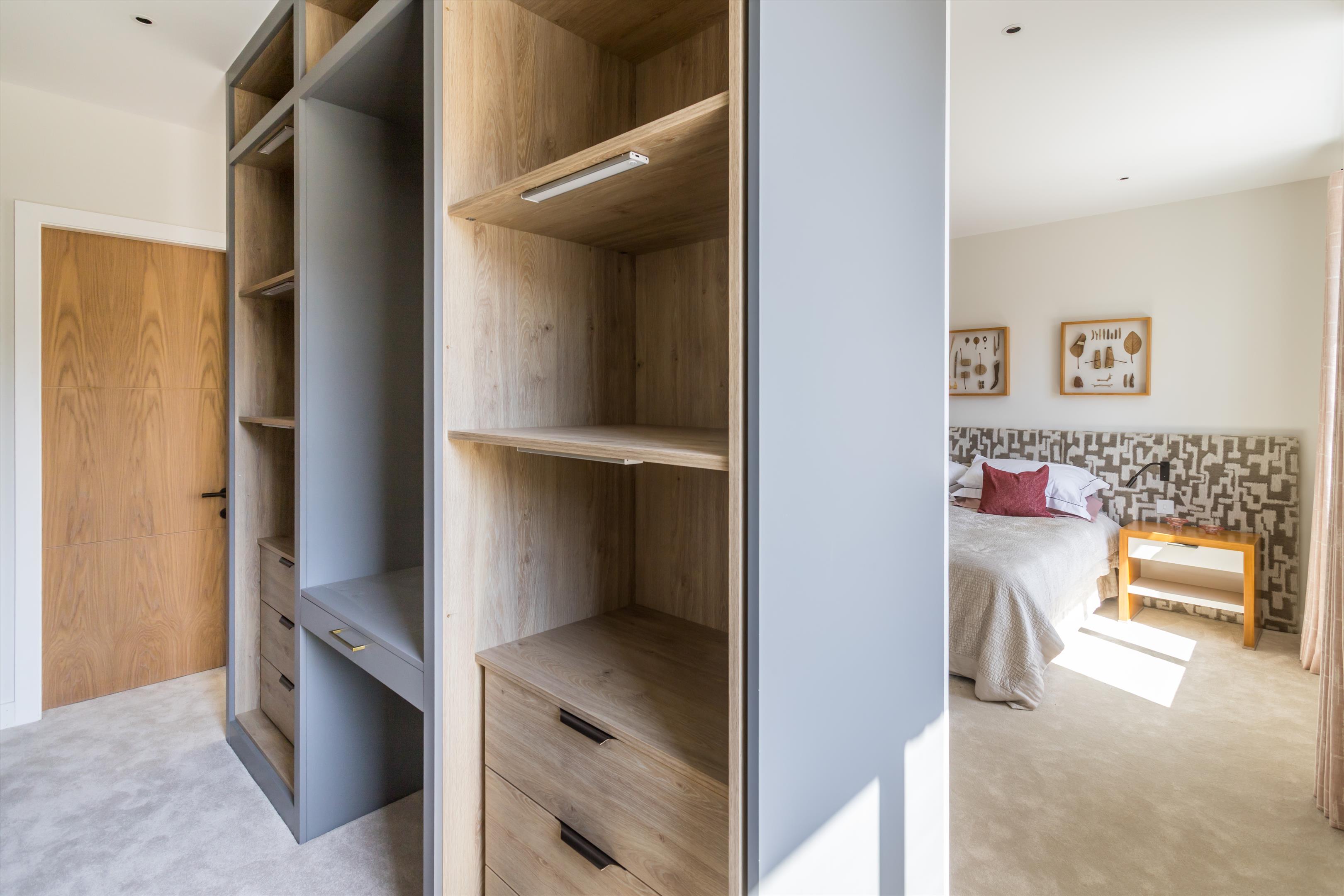 Coombe Lane West, Kingston upon Thames KT2