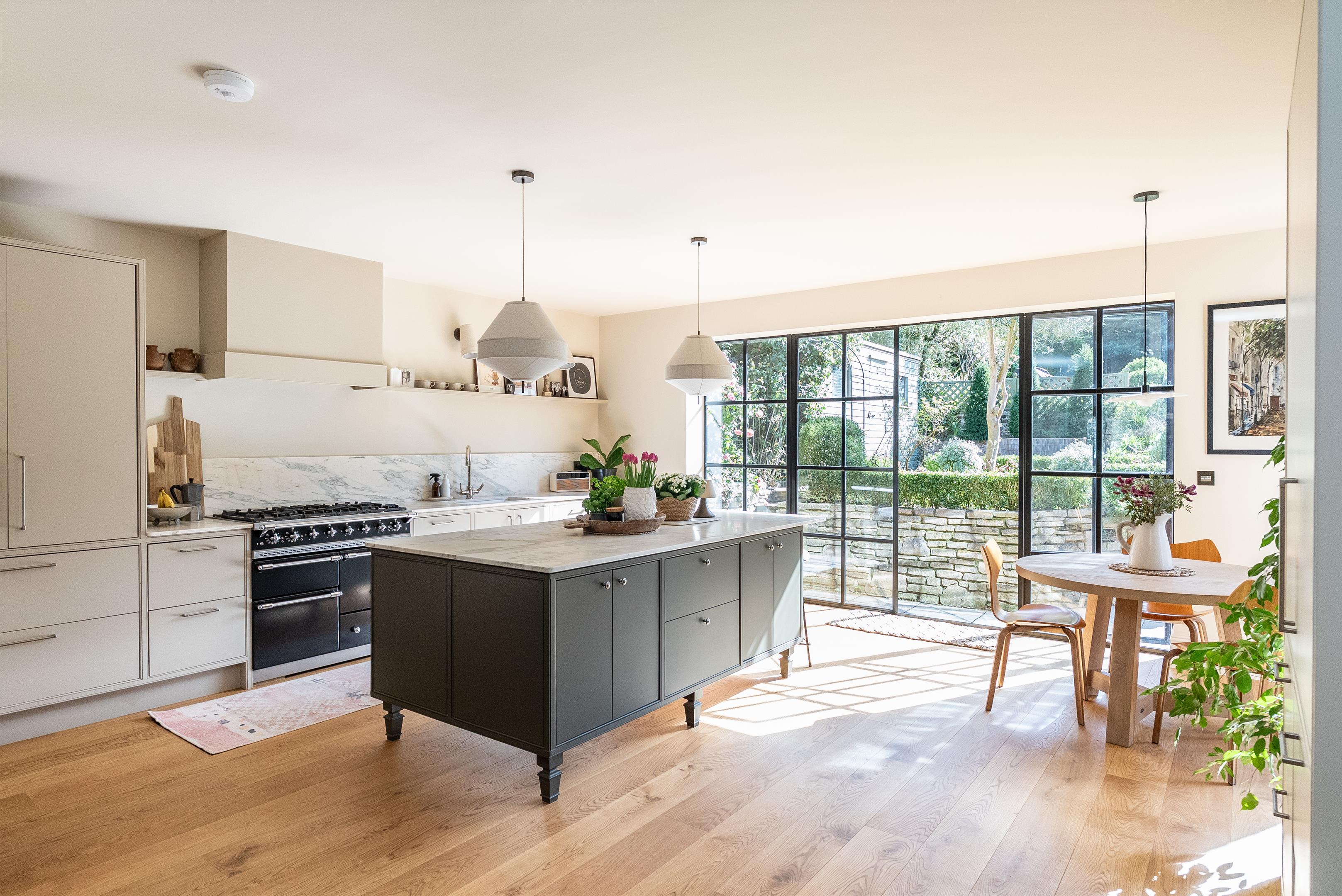 Ellerton Road, Wimbledon, London SW20