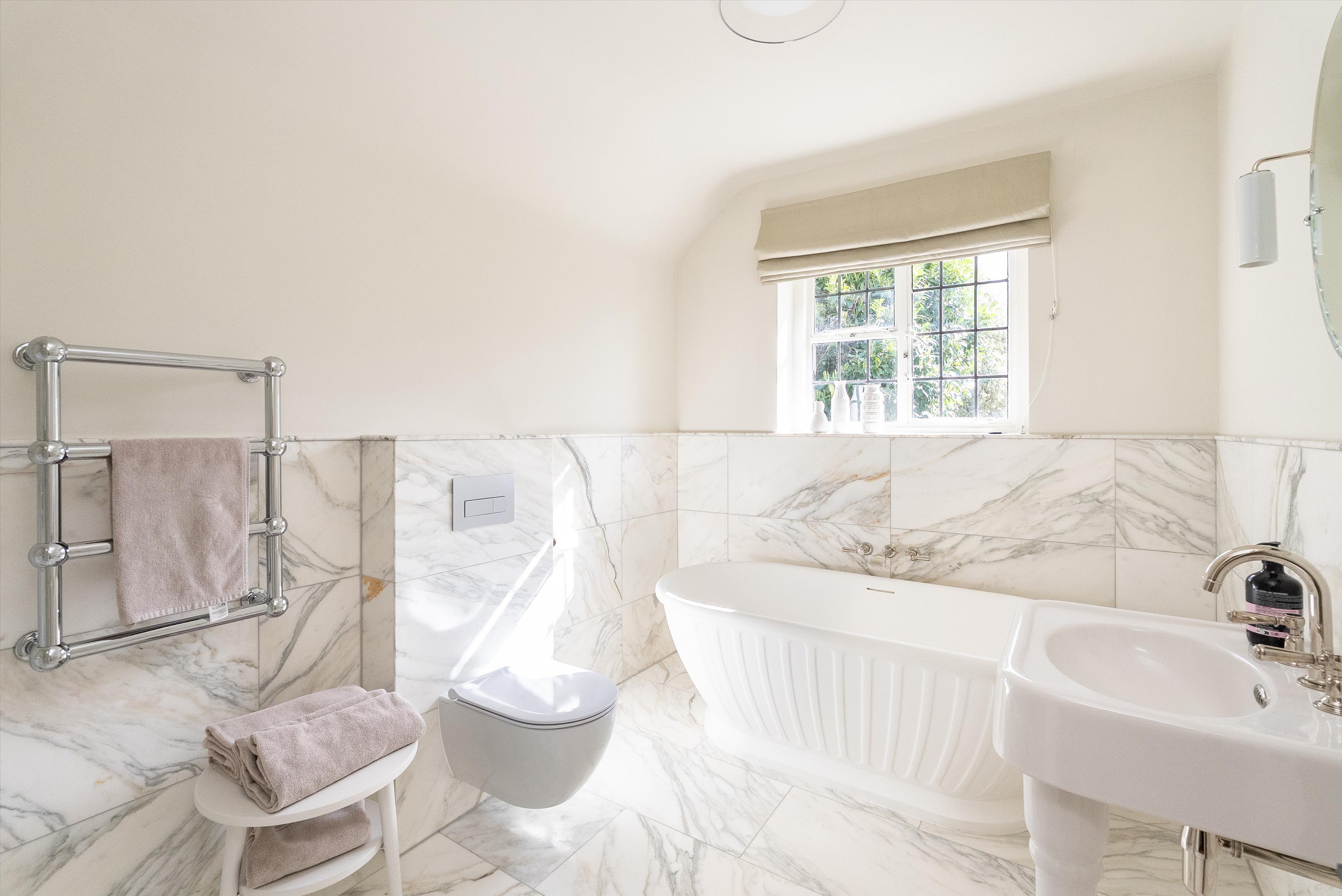 Ellerton Road, Wimbledon, London SW20