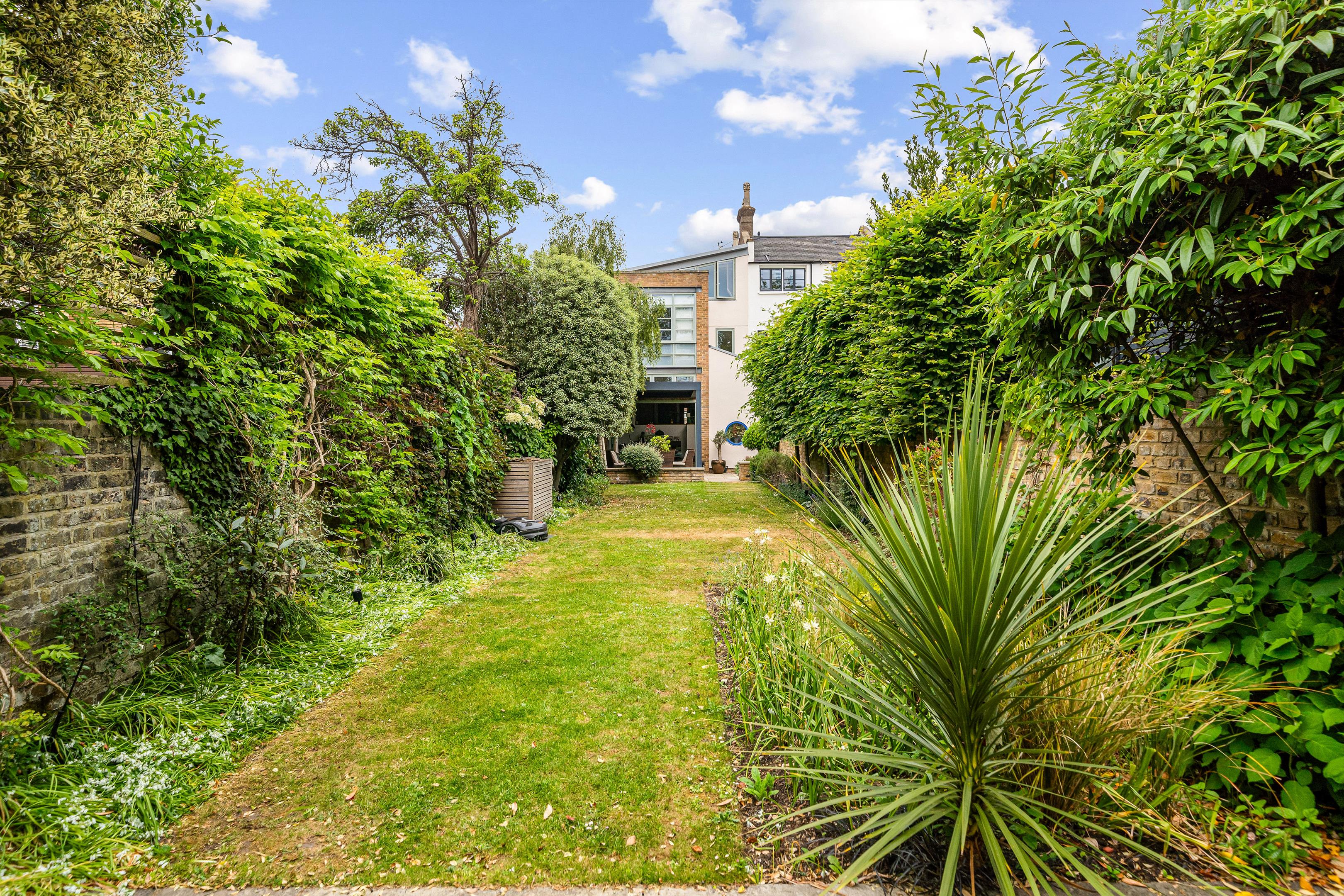 Brodrick Road, Wandsworth, London, SW17