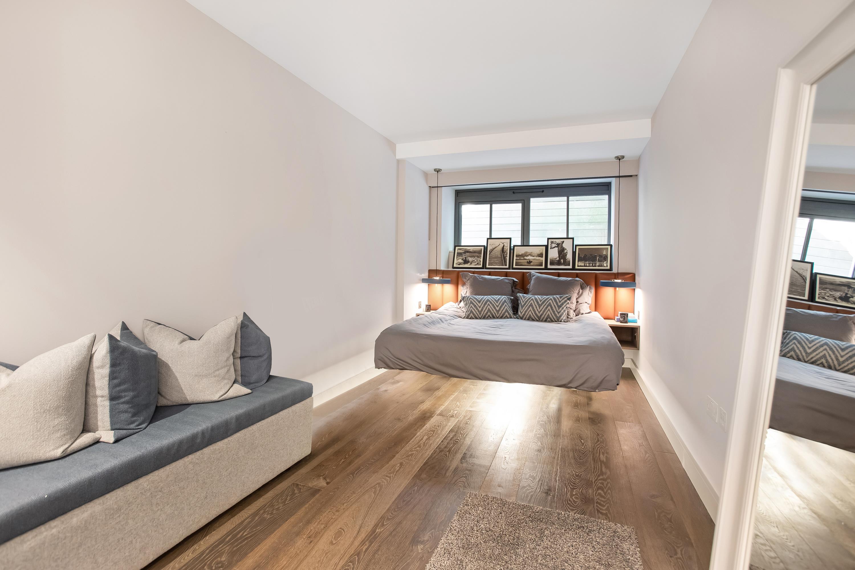 Porteus Place, Macaulay Road, London, SW4.