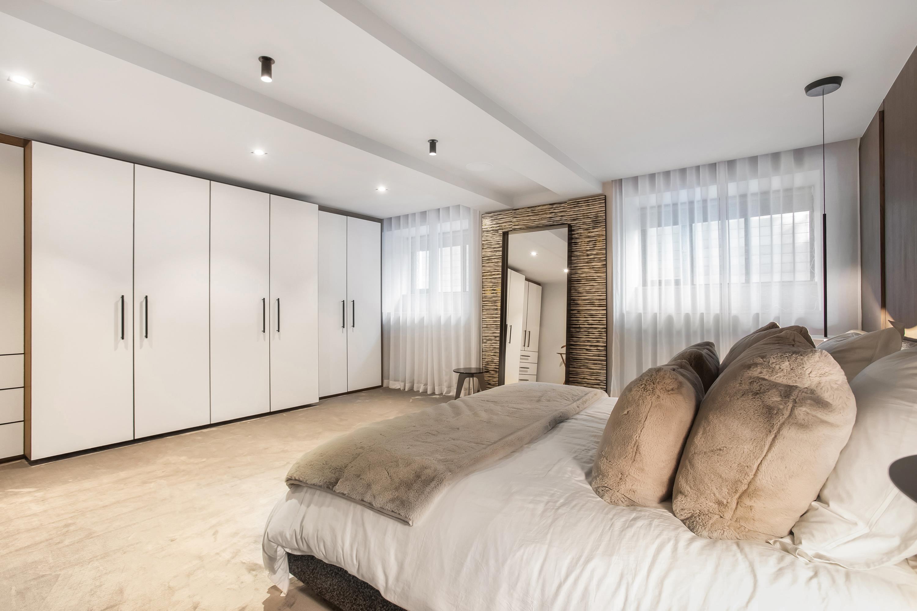 Porteus Place, Macaulay Road, London, SW4.