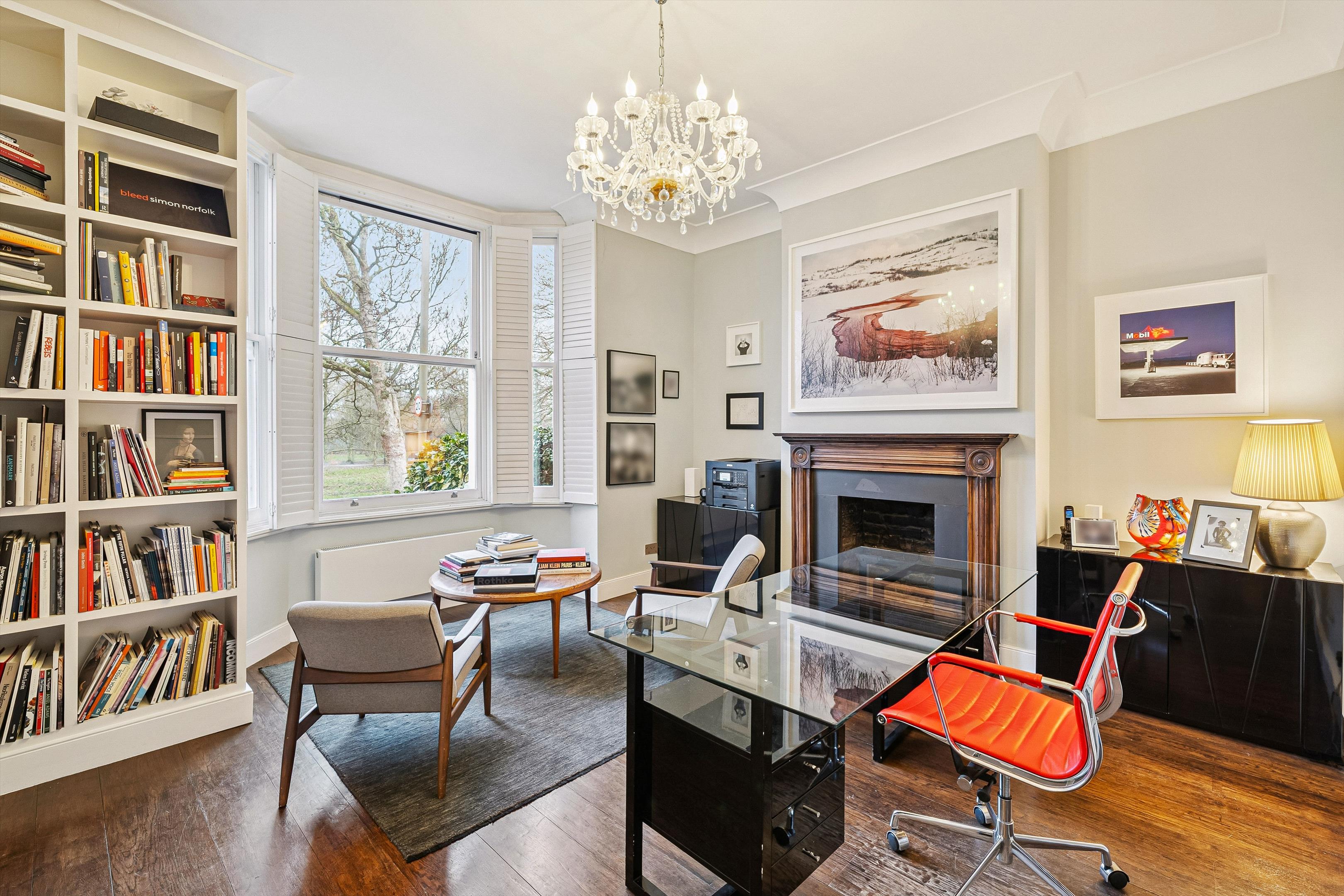 St. James's Drive, London SW17