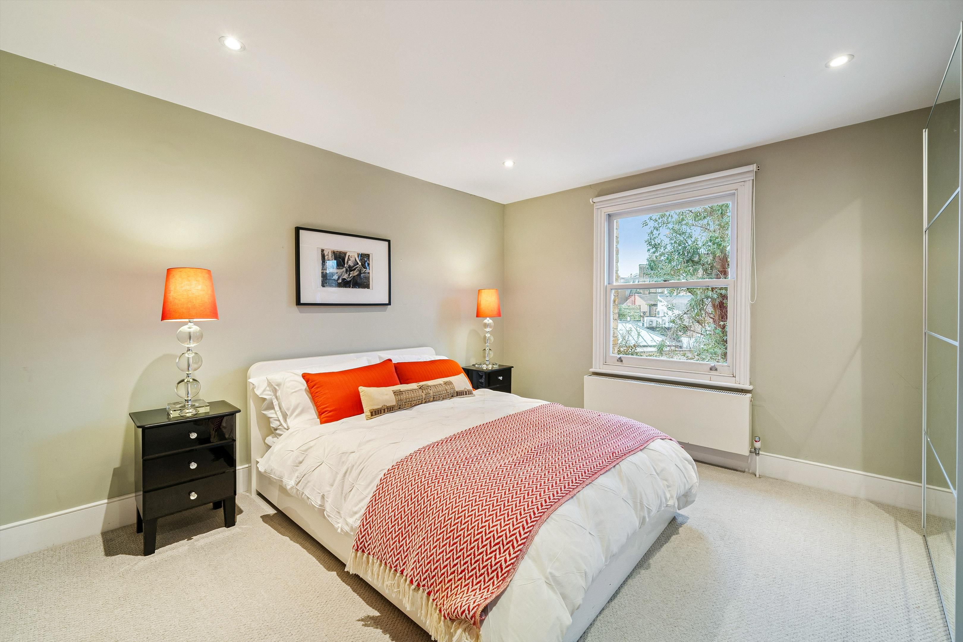 St. James's Drive, London SW17