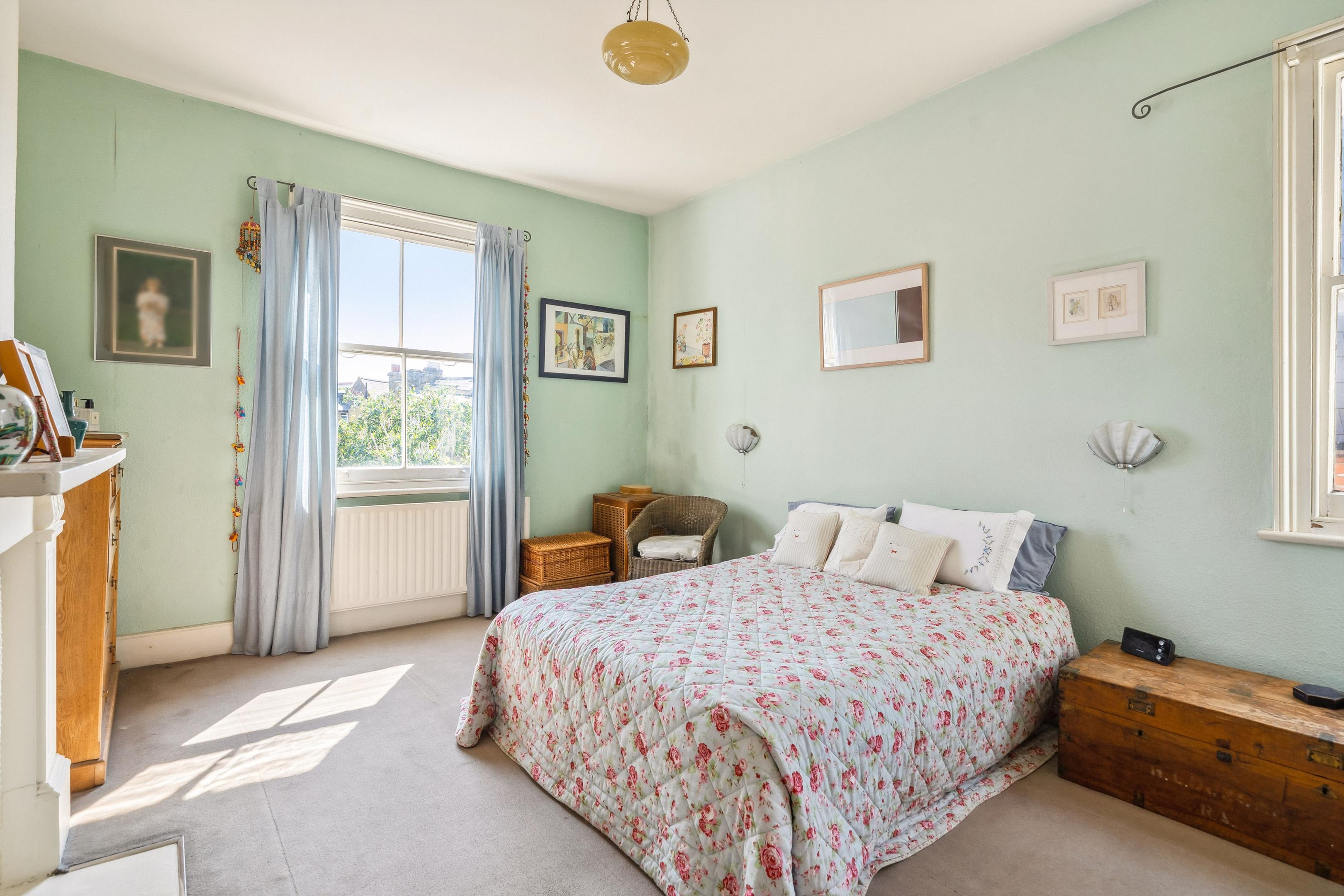 Balham Park Road, London, SW12