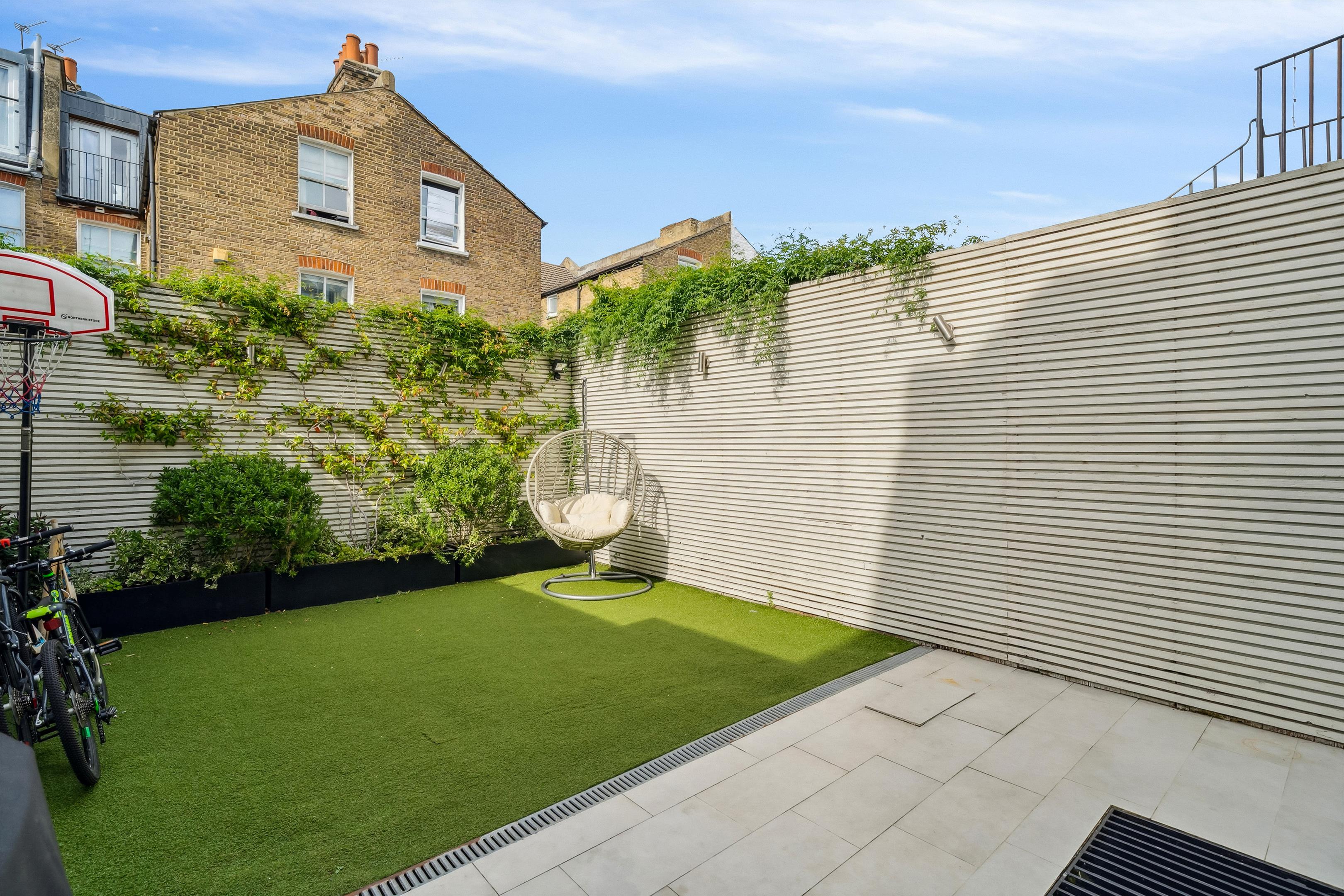 Bramfield Road, London, SW11