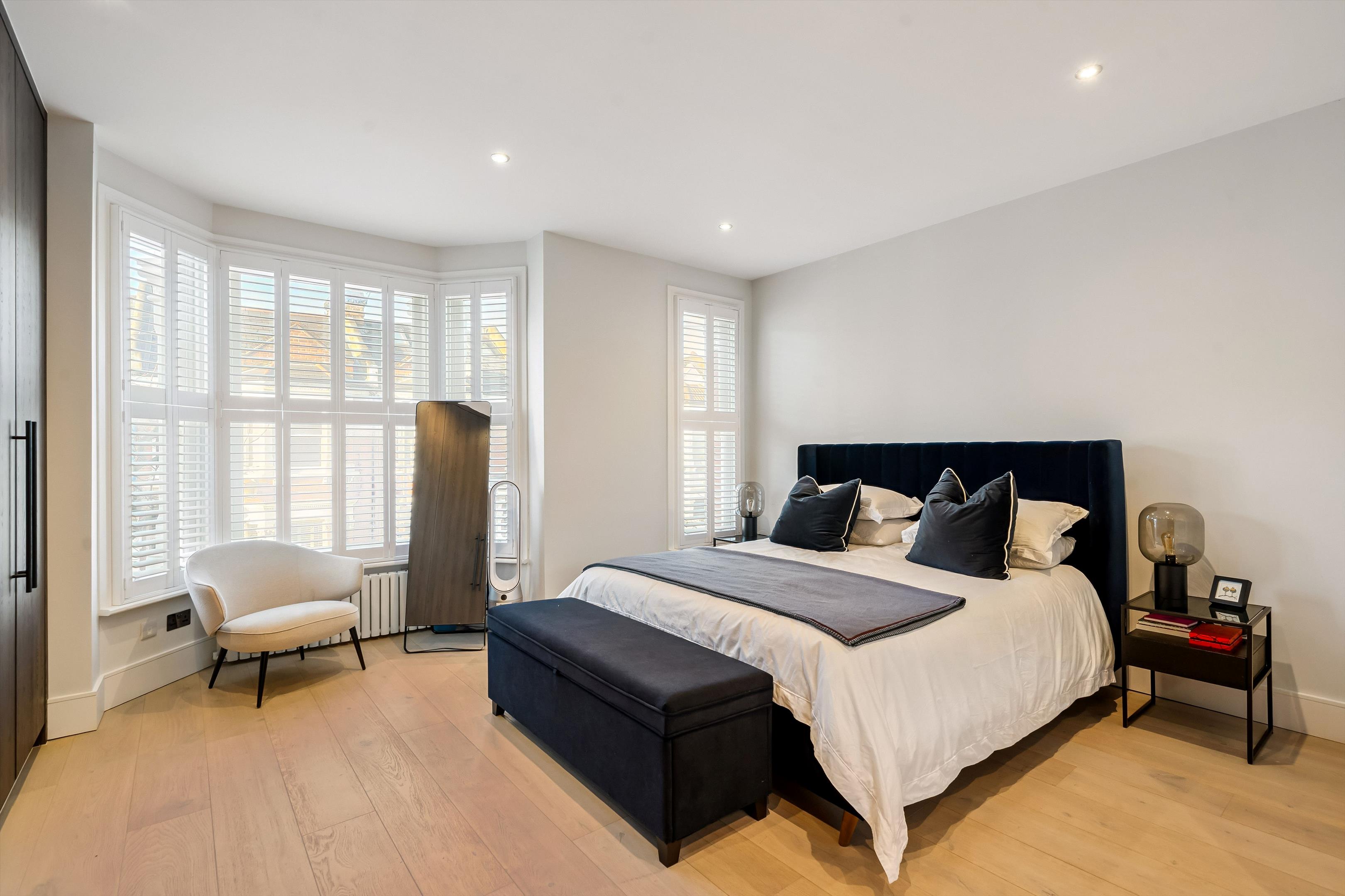 Sugden Road, London, SW11