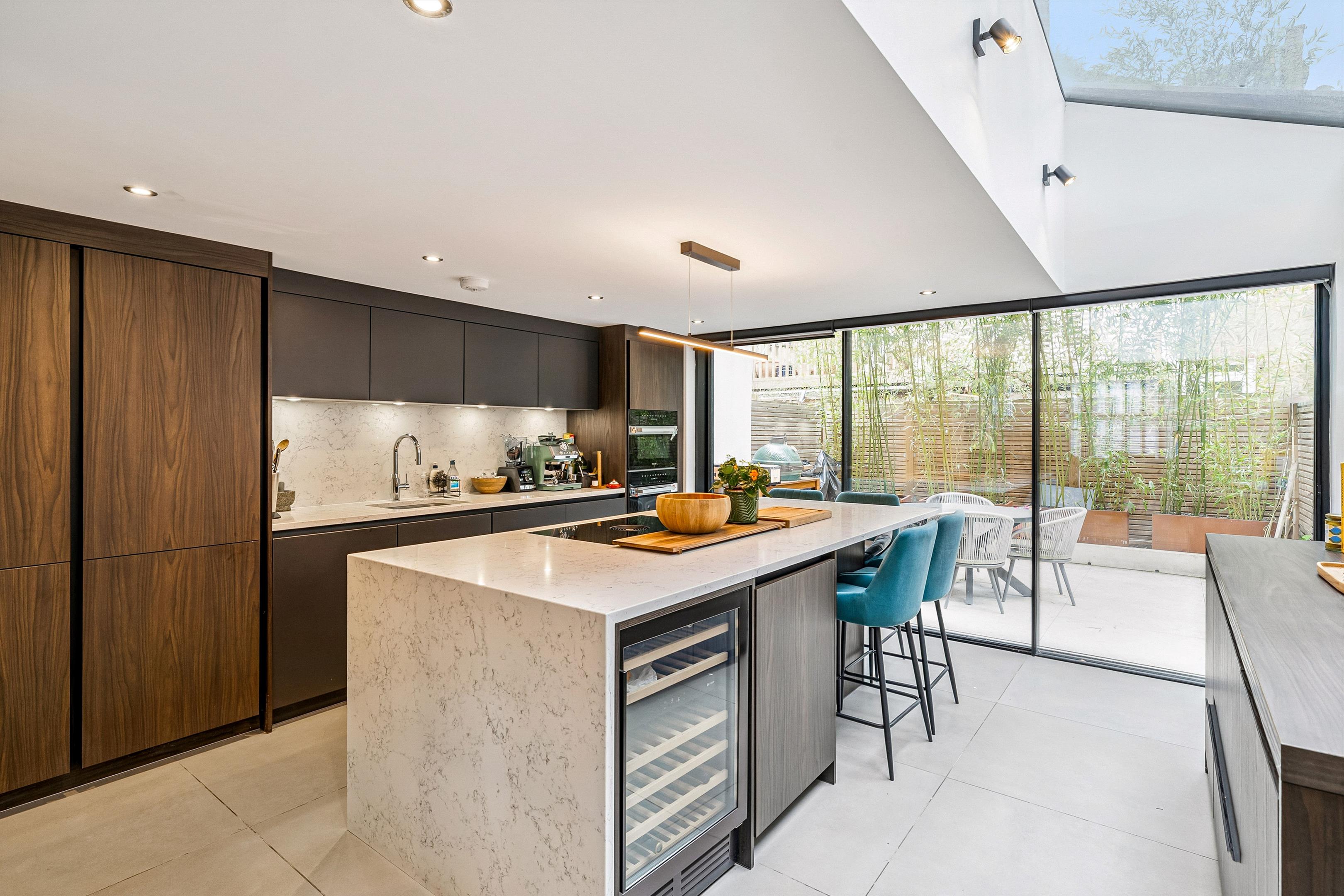 Sugden Road, London, SW11
