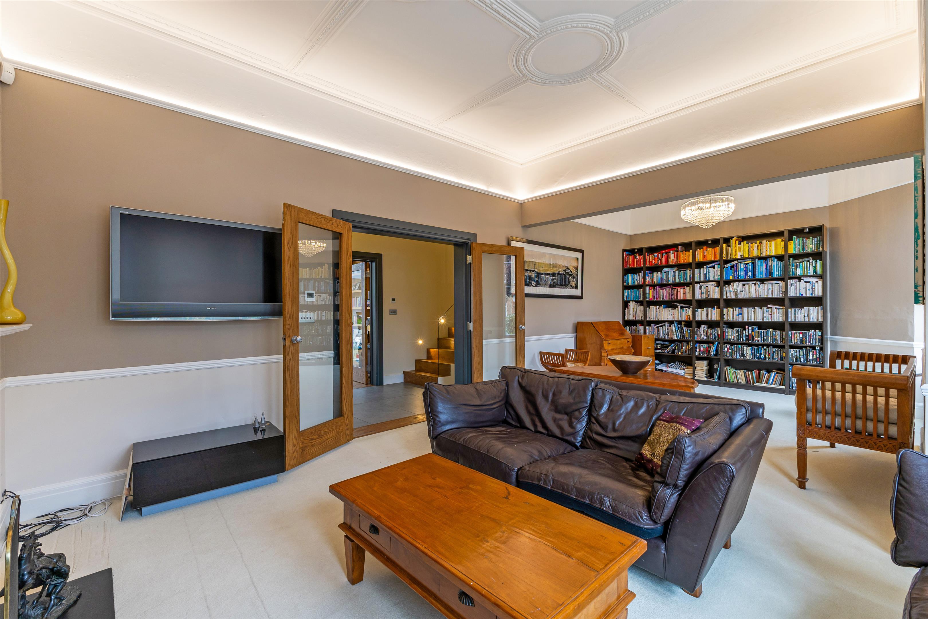 Telford Avenue, London SW2