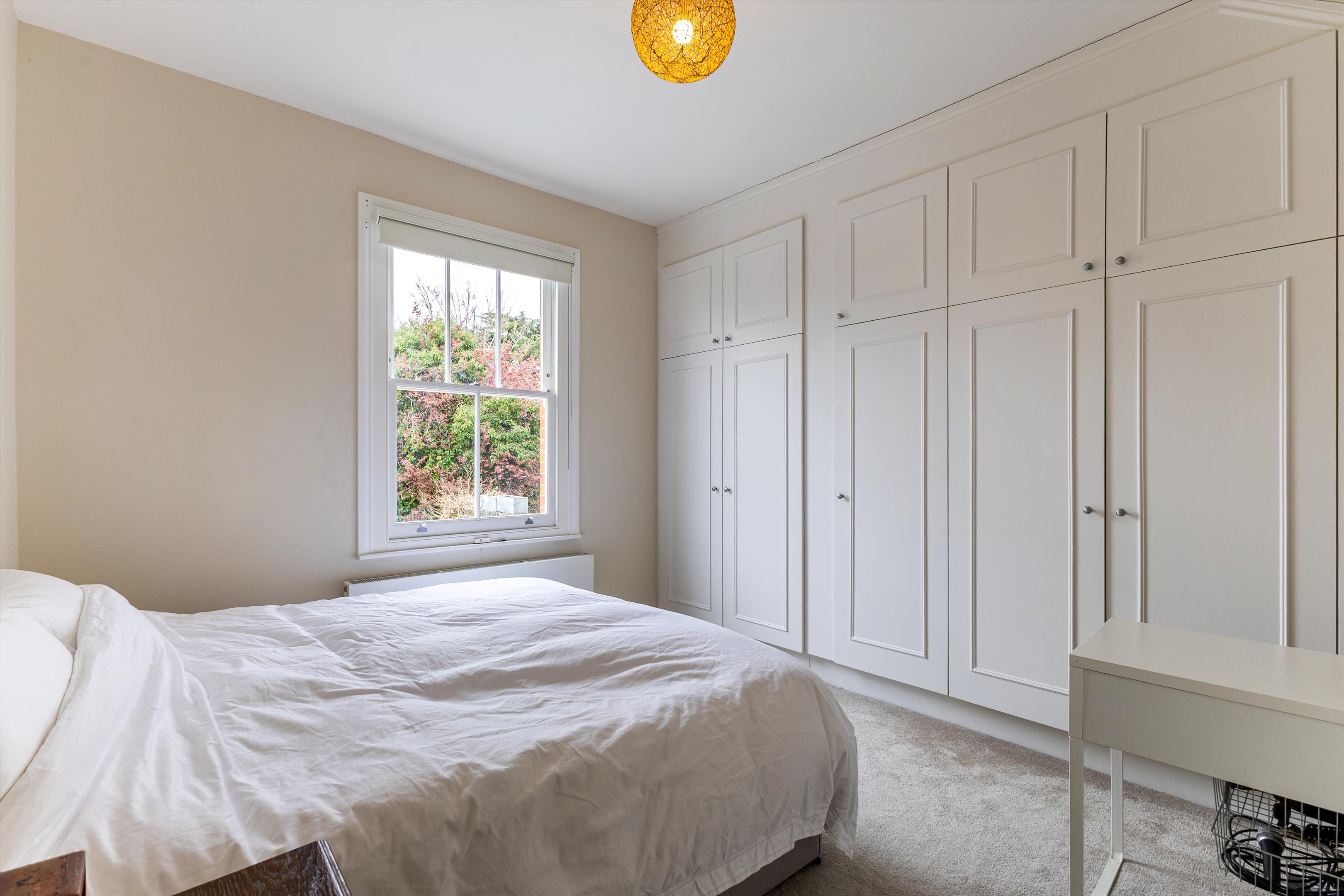 Telford Avenue, London SW2