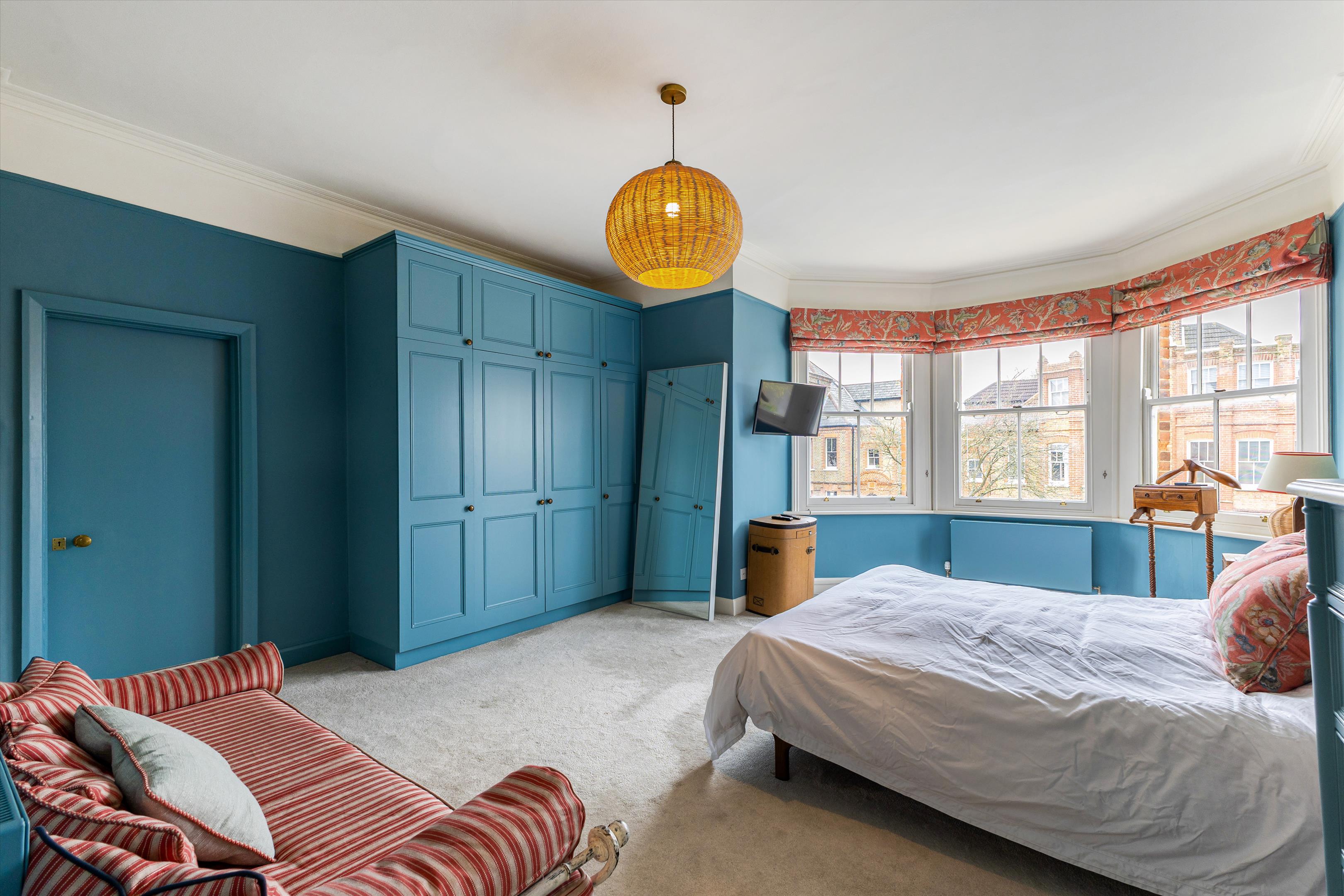 Telford Avenue, London SW2