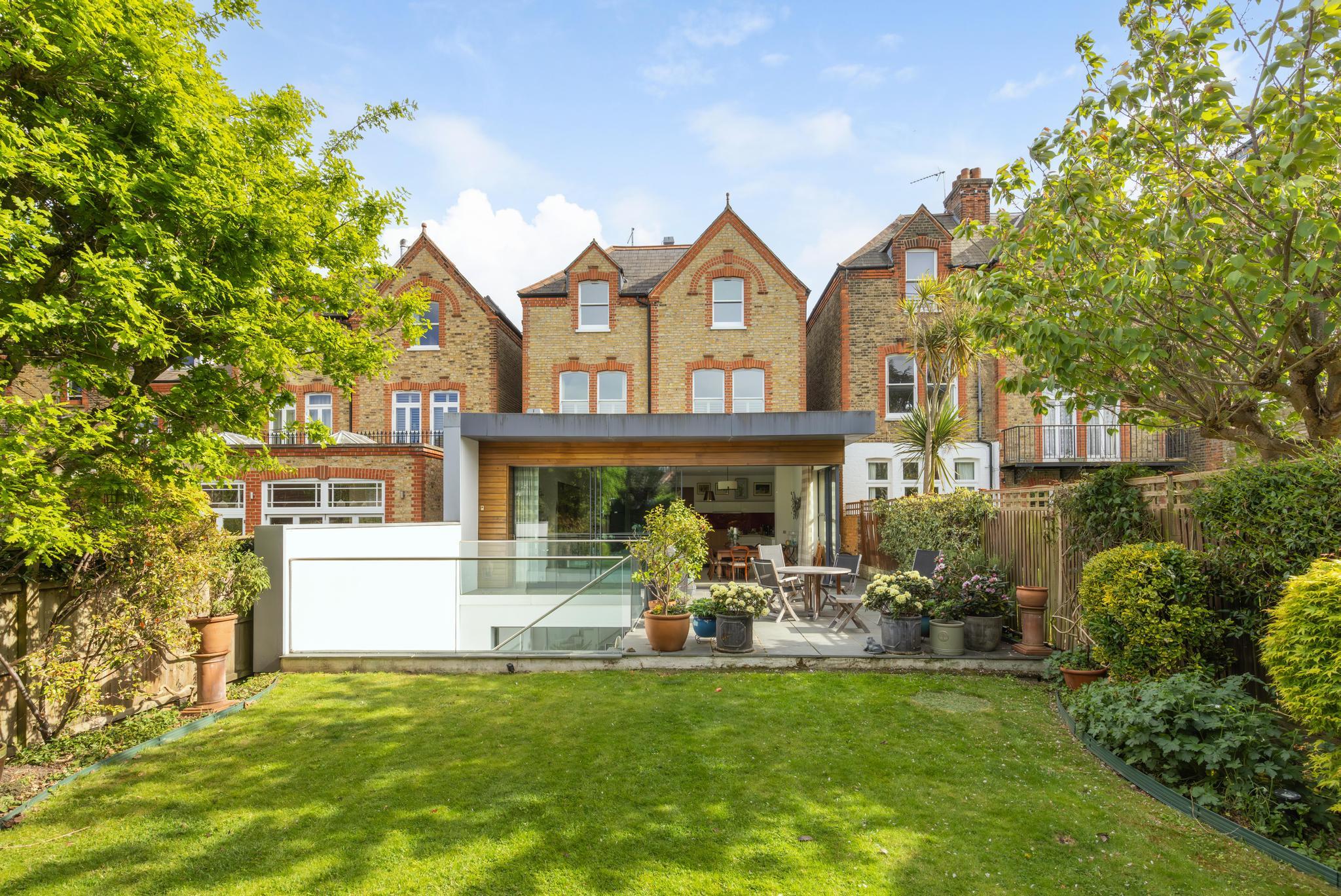 Thurleigh Road, London SW12