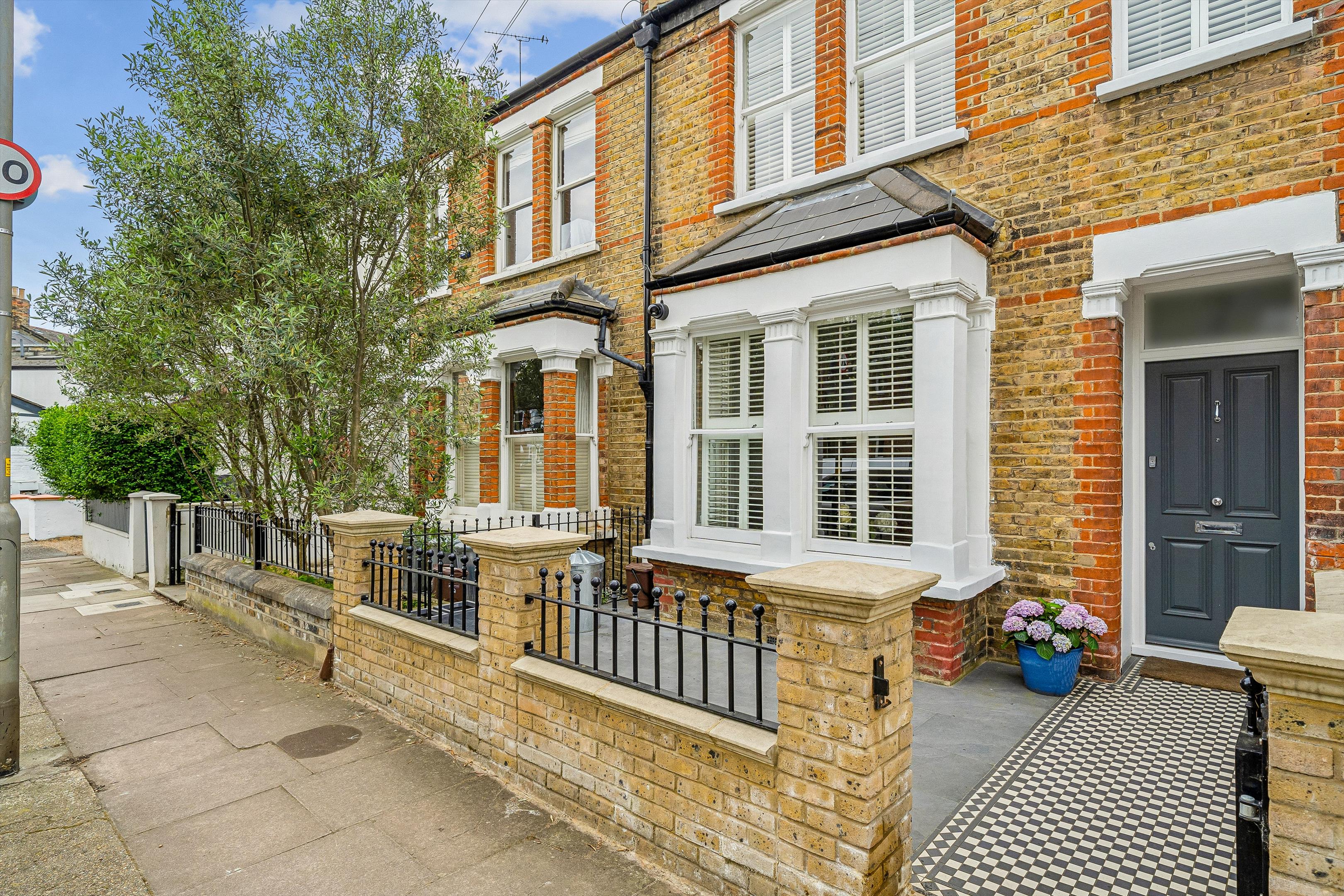 Inman Road, London SW18