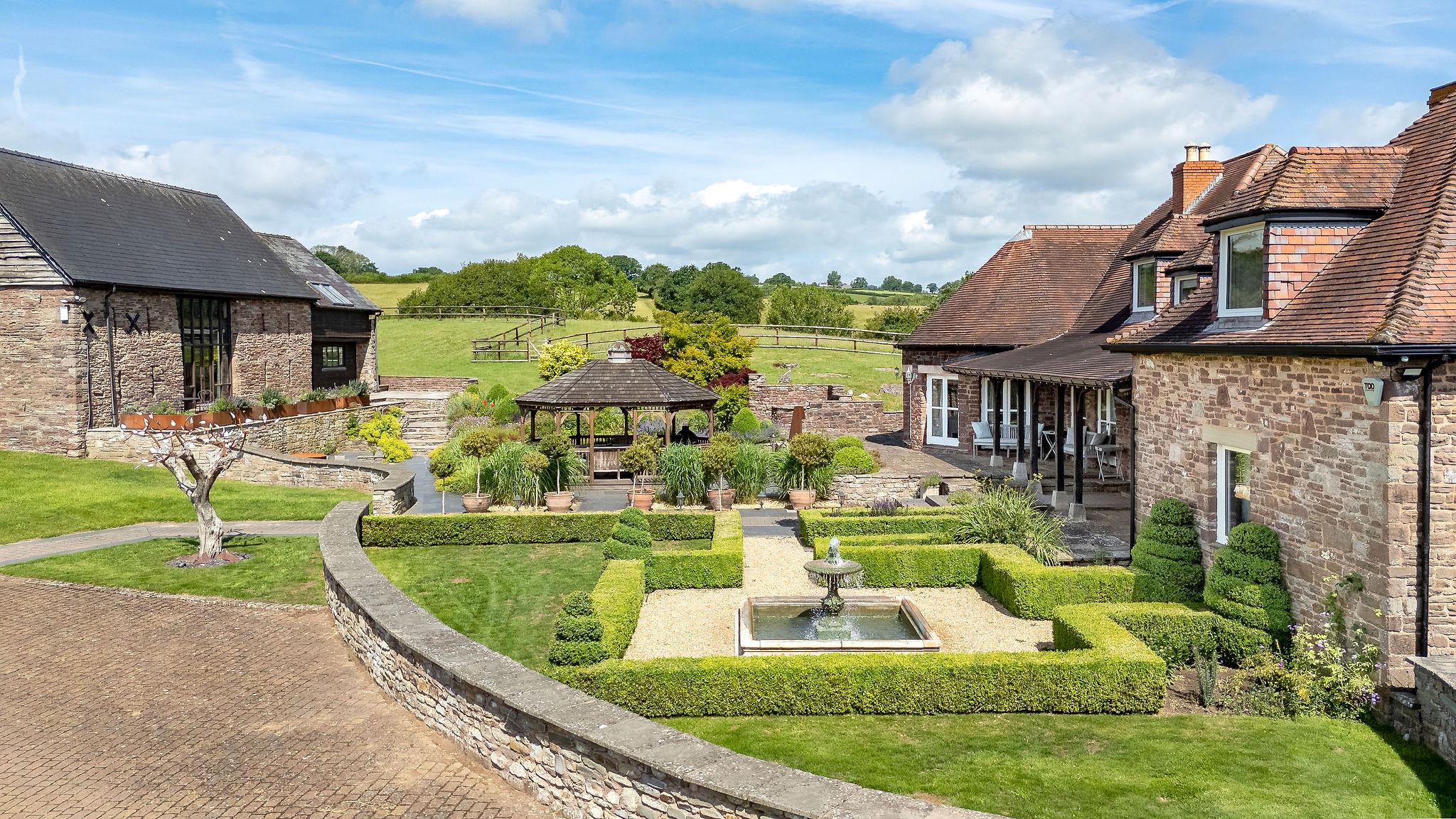 The Hendre, Monmouth, Monmouthshire, NP25
