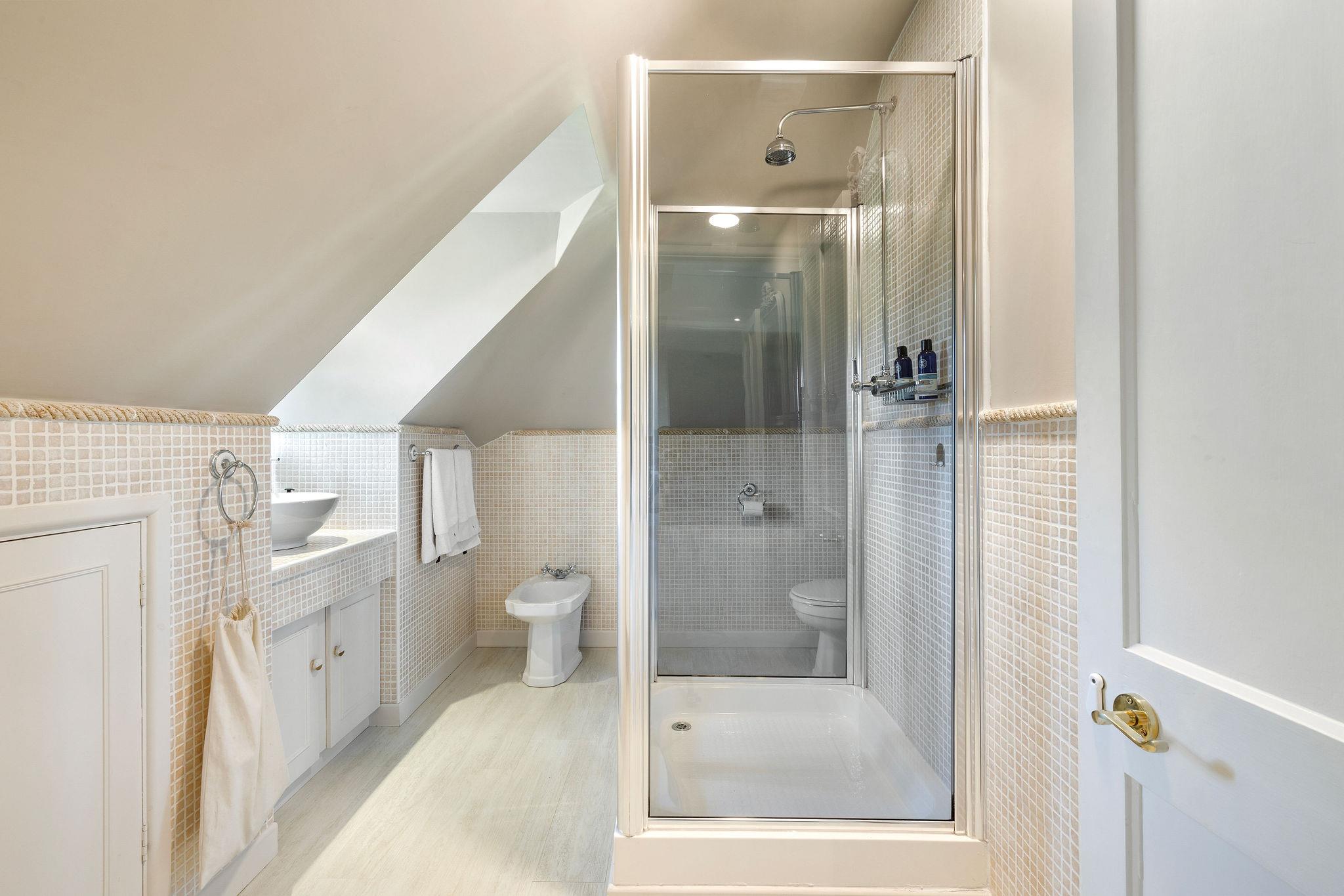 The Hendre, Monmouth, Monmouthshire, NP25