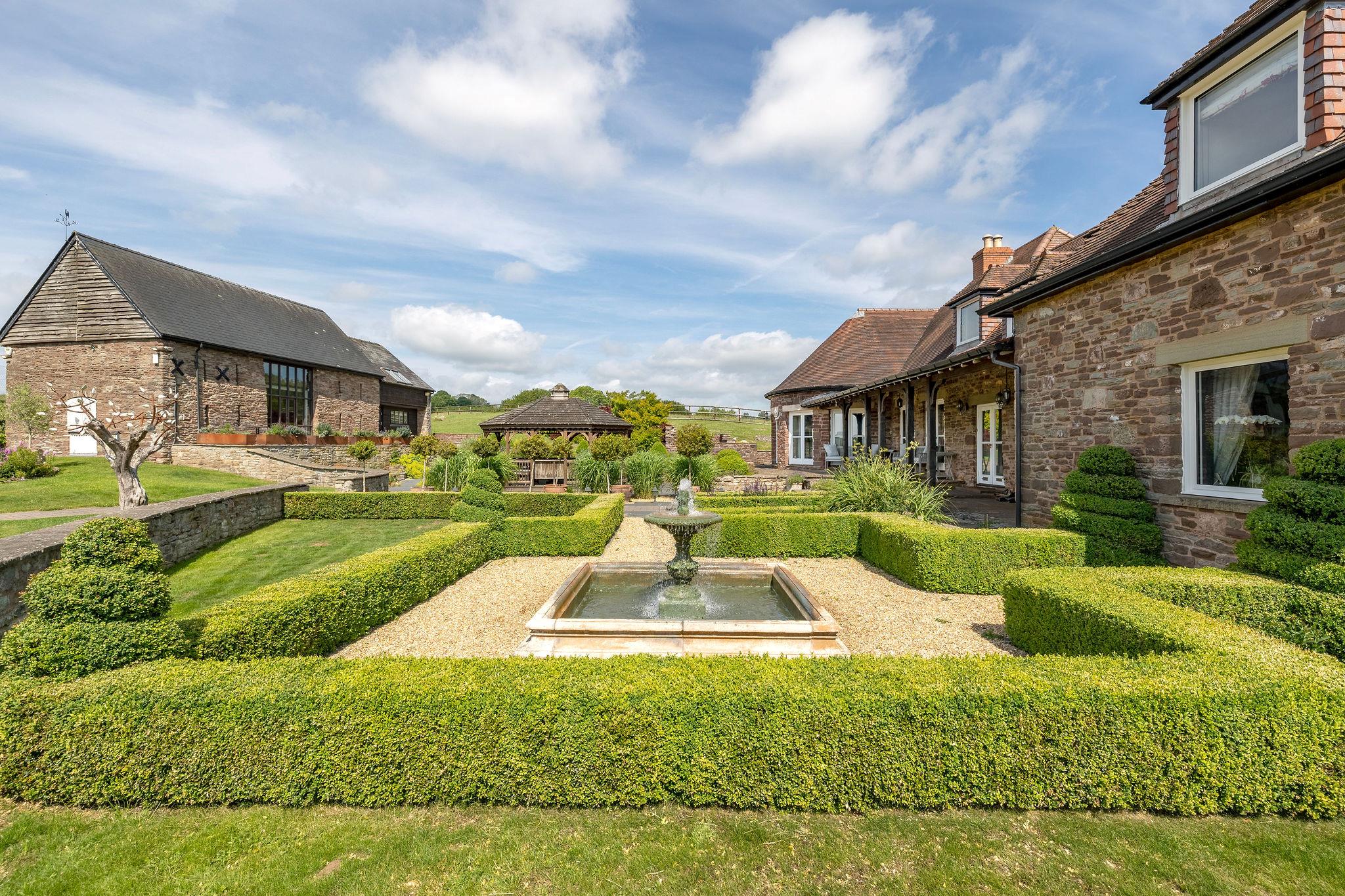 The Hendre, Monmouth, Monmouthshire, NP25