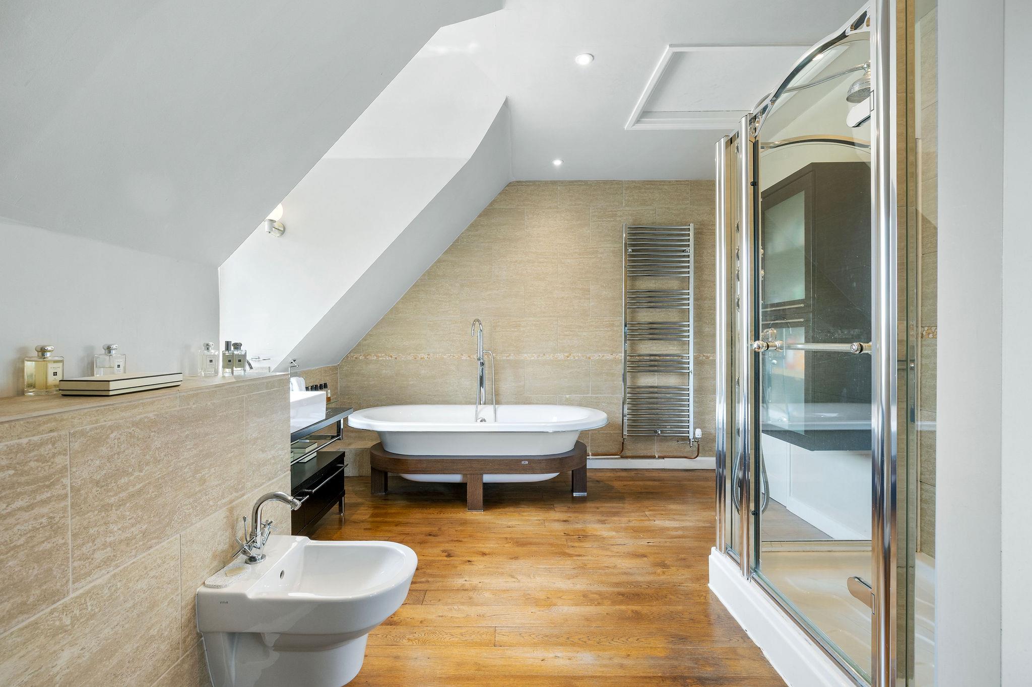 The Hendre, Monmouth, Monmouthshire, NP25