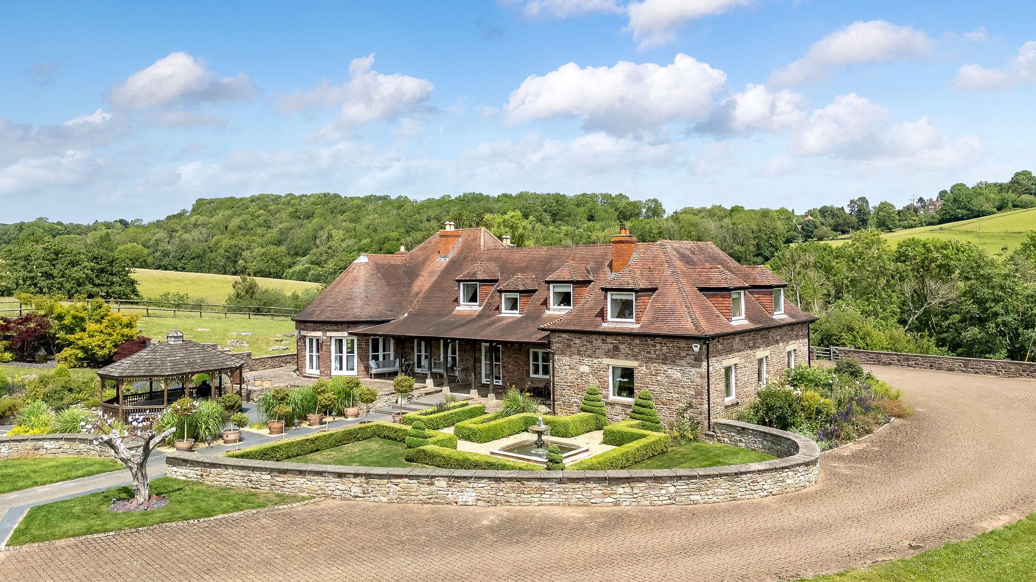 The Hendre, Monmouth, Monmouthshire, NP25