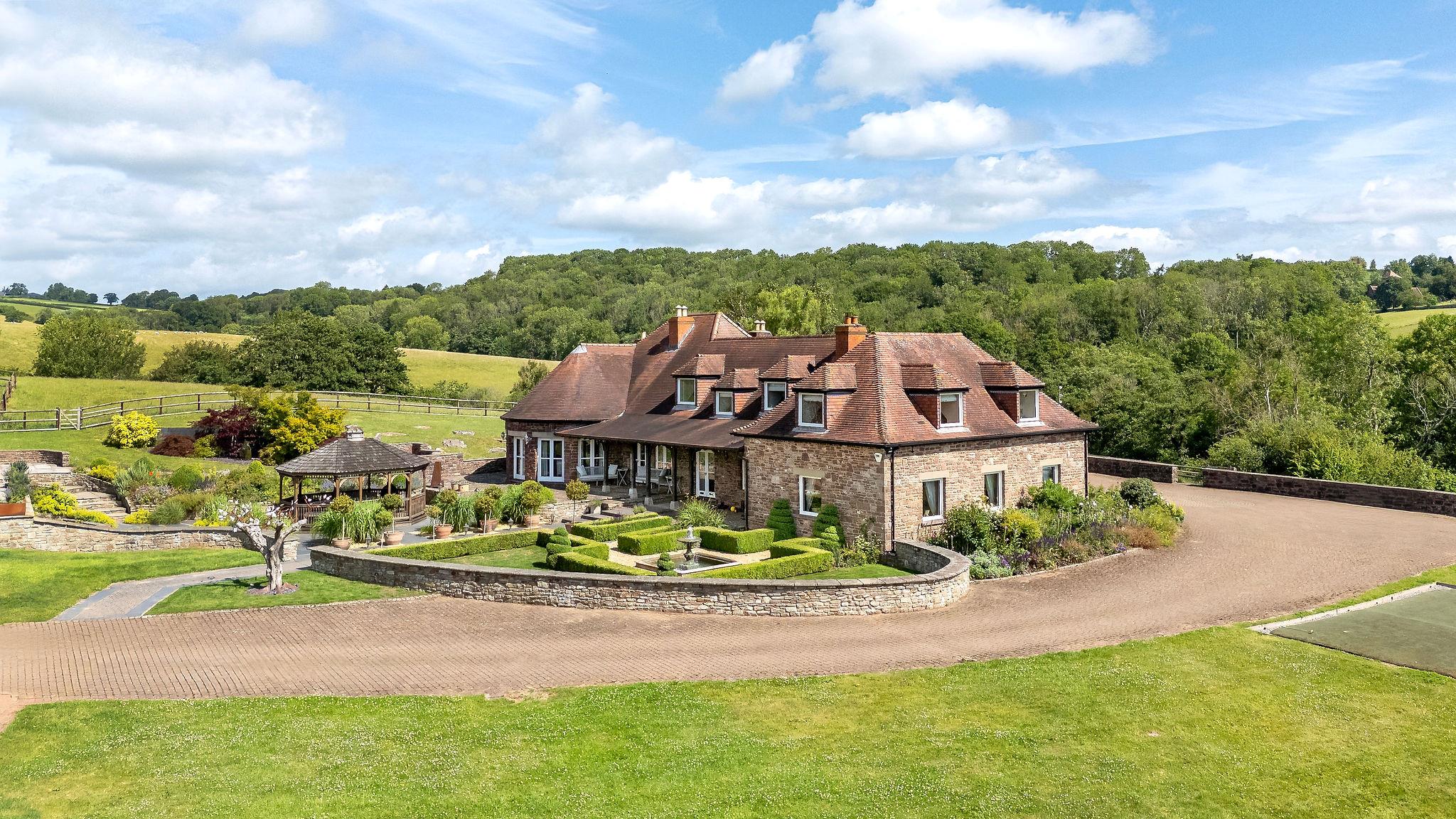 The Hendre, Monmouth, Monmouthshire, NP25