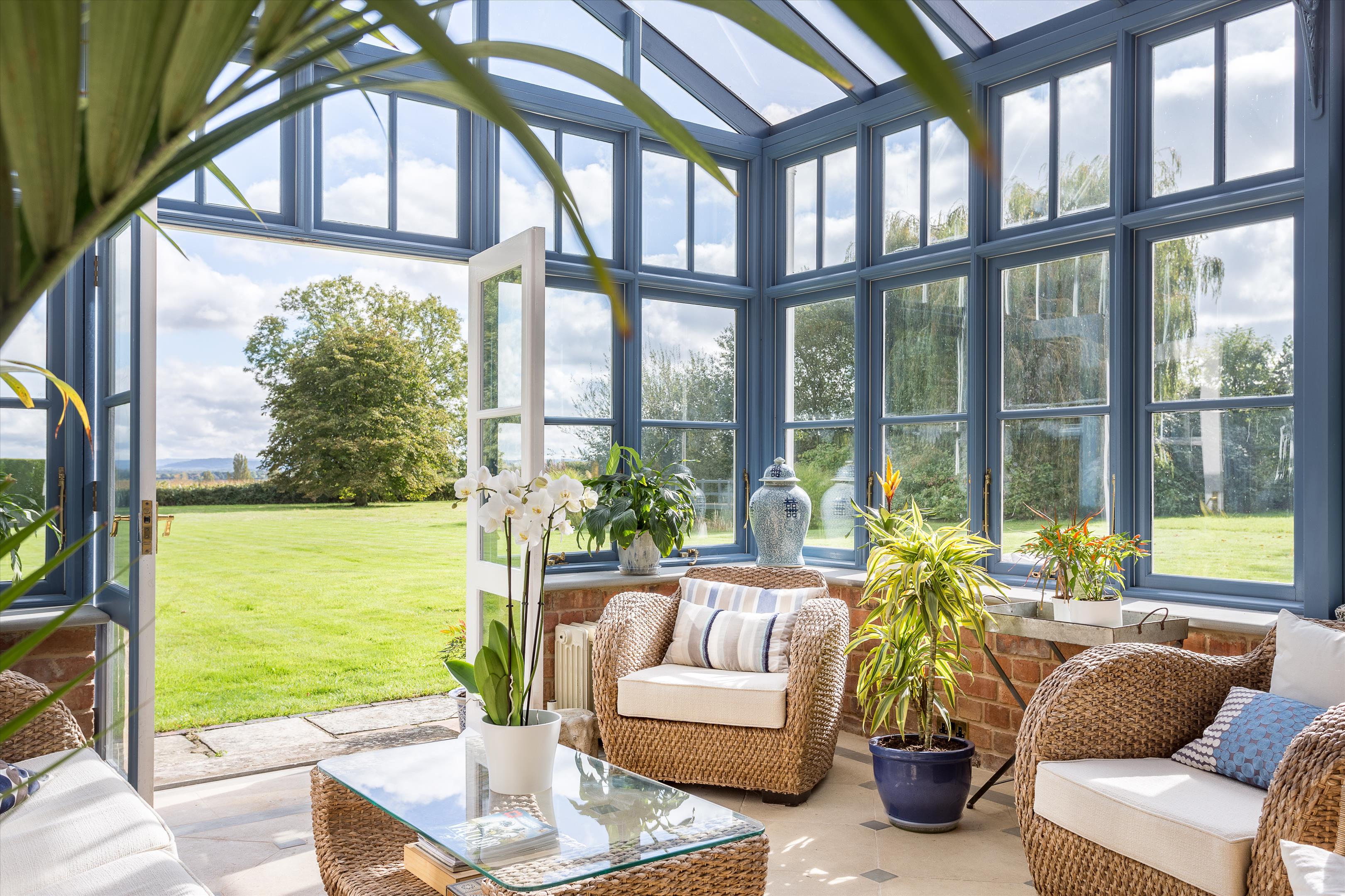Churchend, Twyning, Gloucestershire, GL20