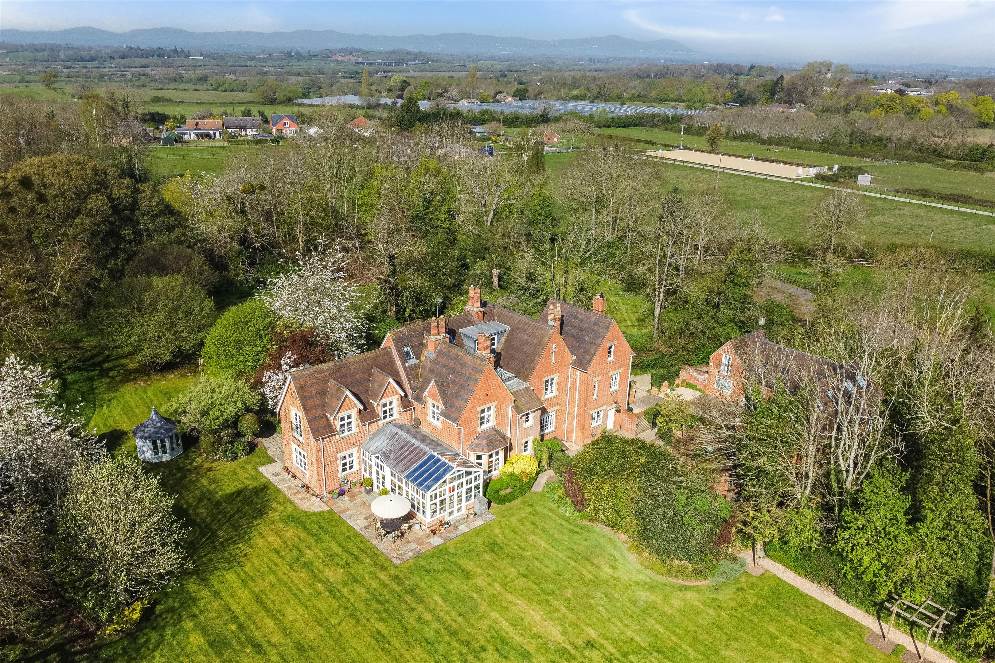 Churchend, Twyning, Gloucestershire, GL20