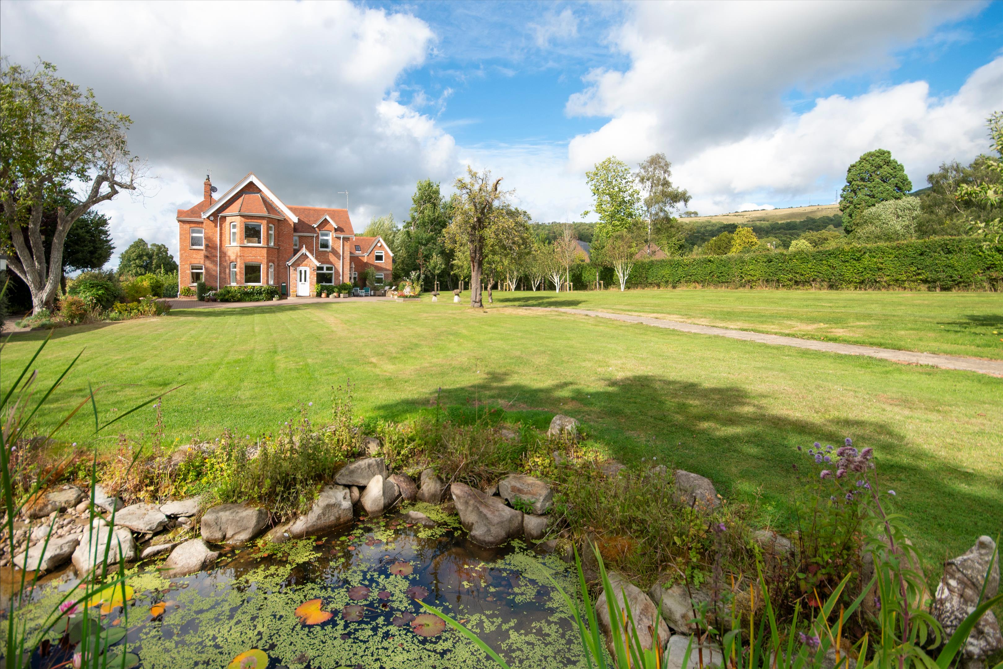 Mill Lane, Prestbury, Cheltenham, Gloucestershire, GL52