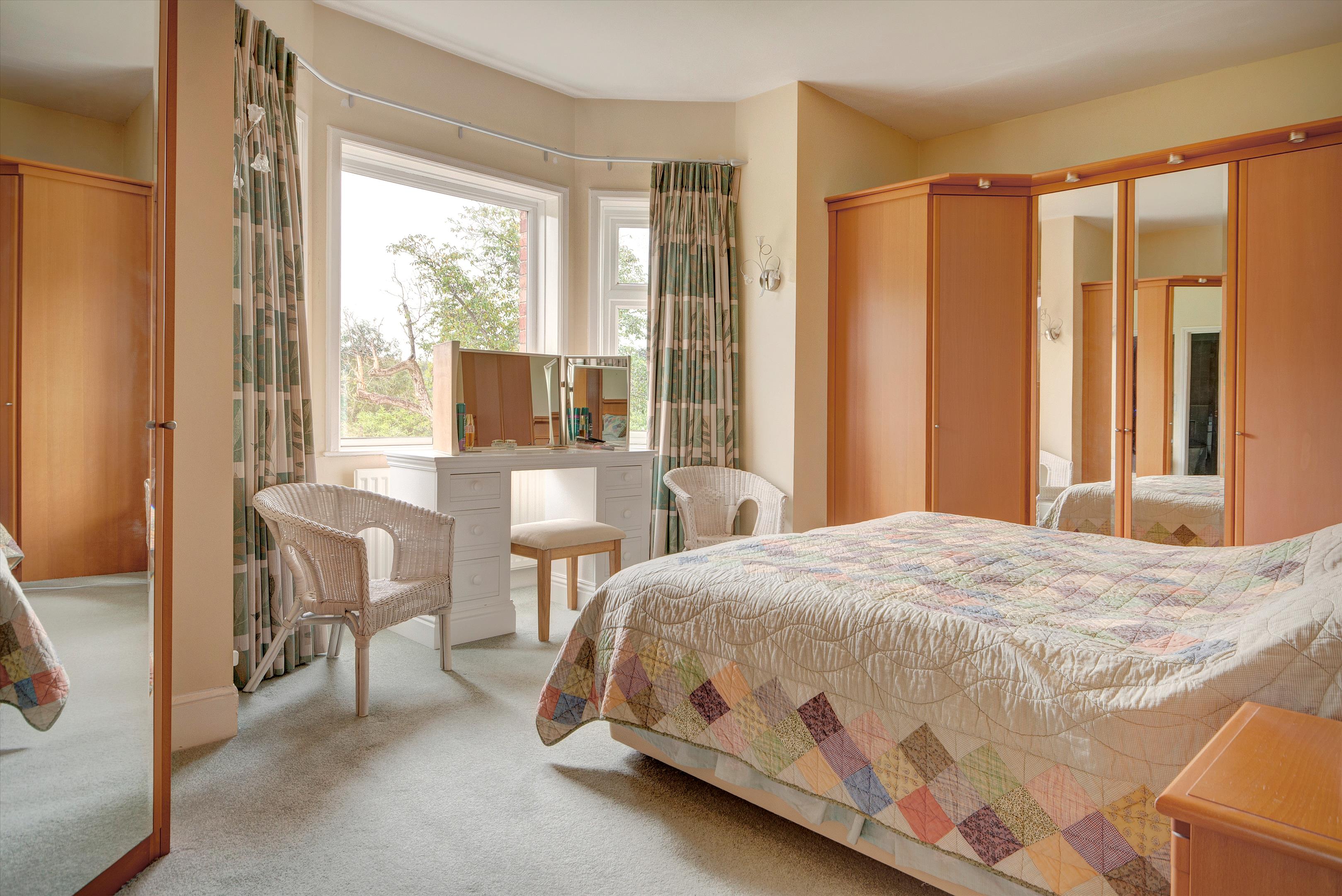 Mill Lane, Prestbury, Cheltenham, Gloucestershire, GL52