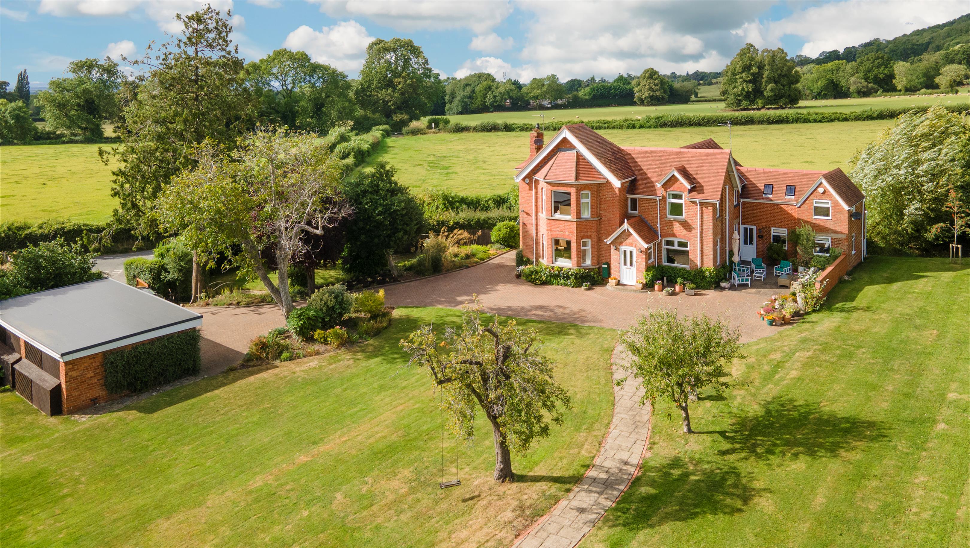 Mill Lane, Prestbury, Cheltenham, Gloucestershire, GL52