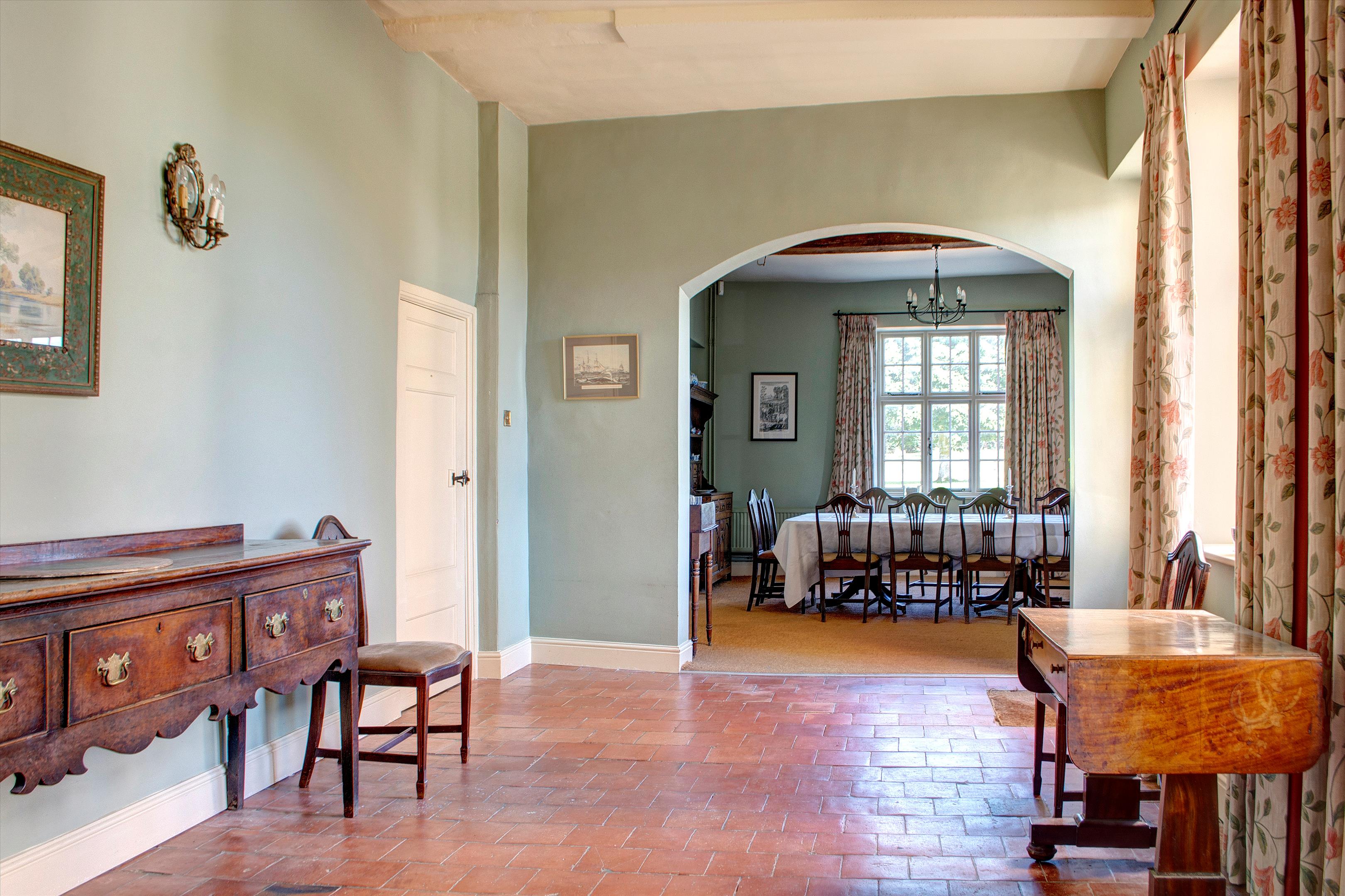 Forthampton, Gloucestershire, GL19