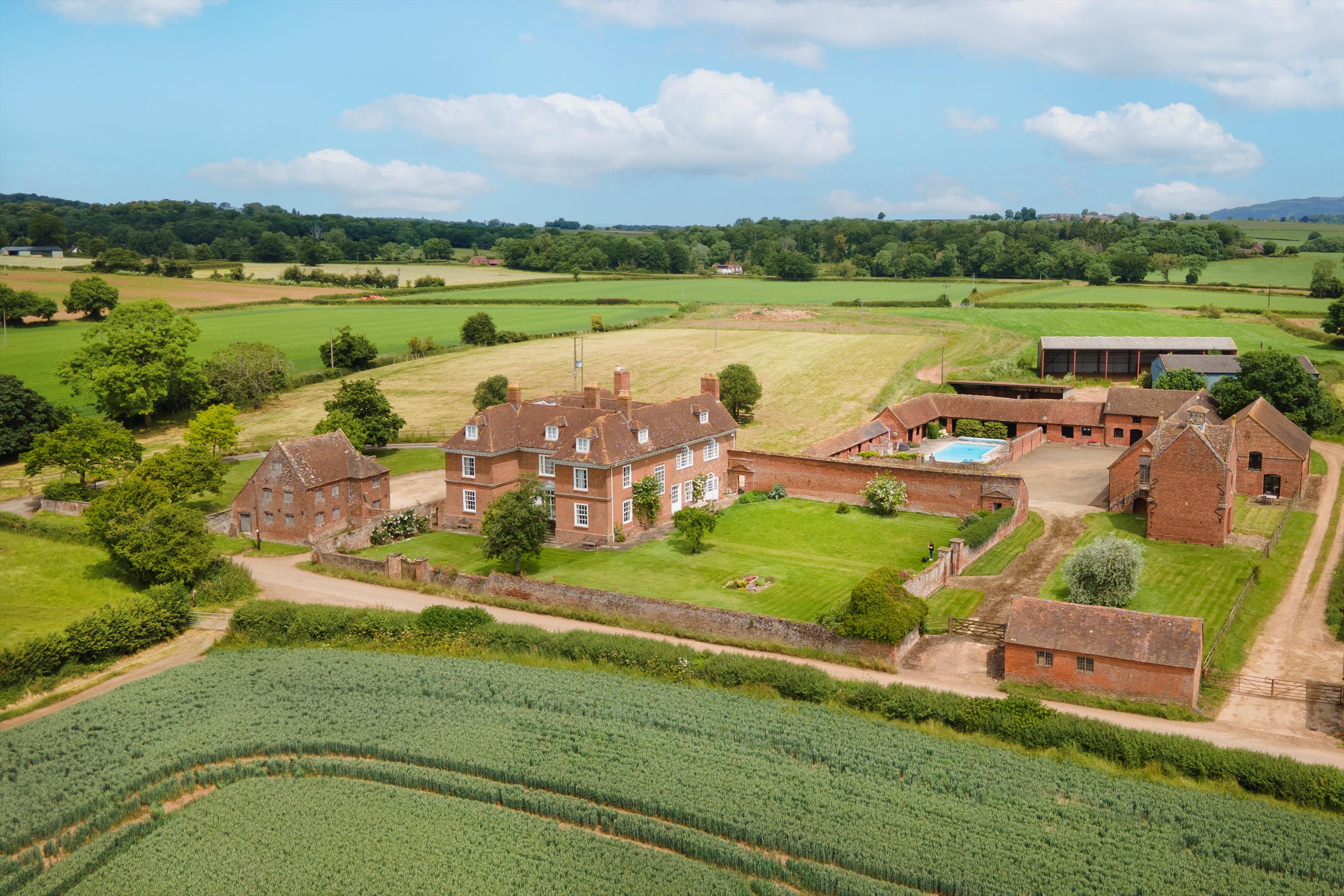 Forthampton, Gloucestershire, GL19