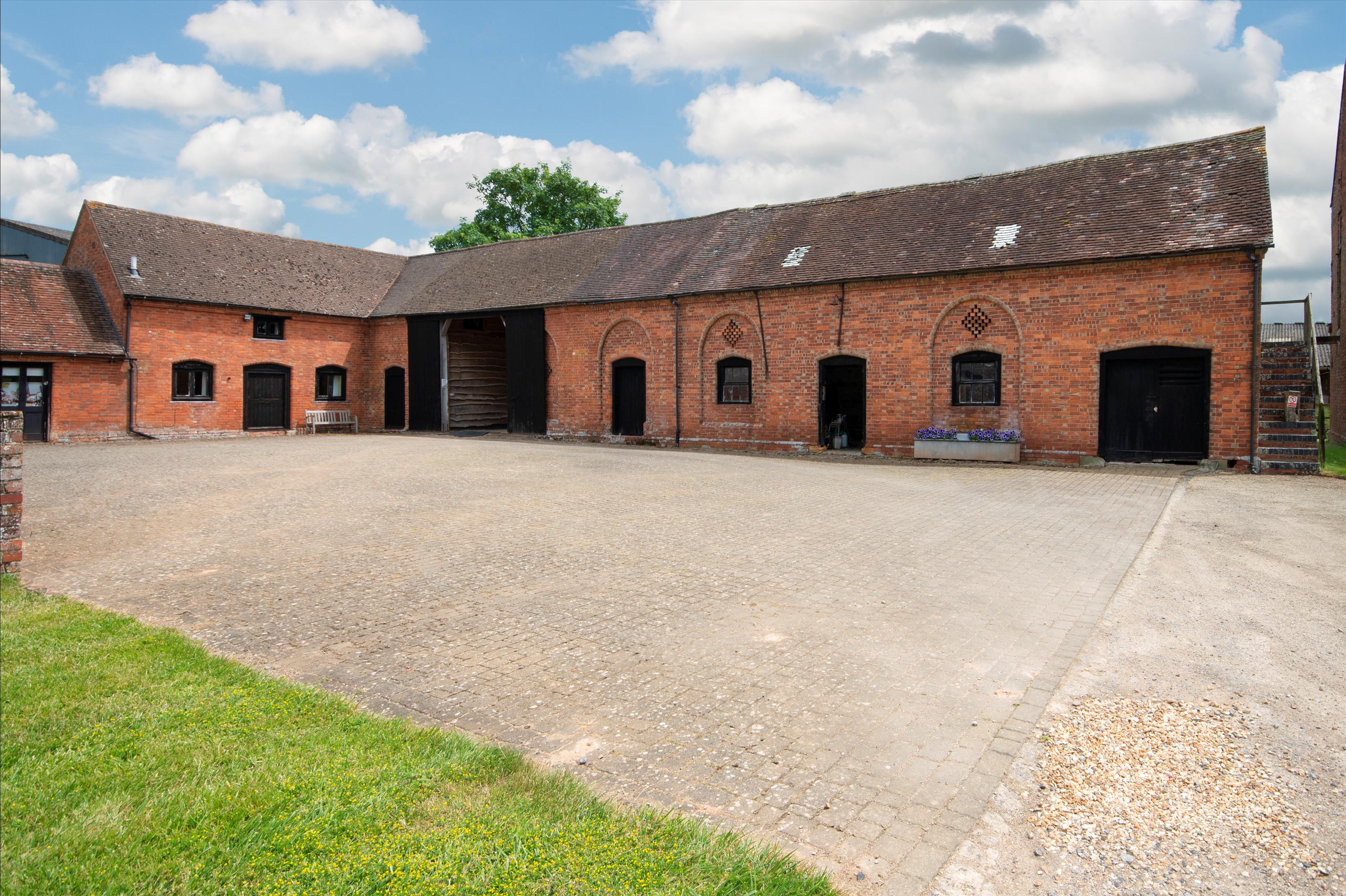 Forthampton, Gloucestershire, GL19