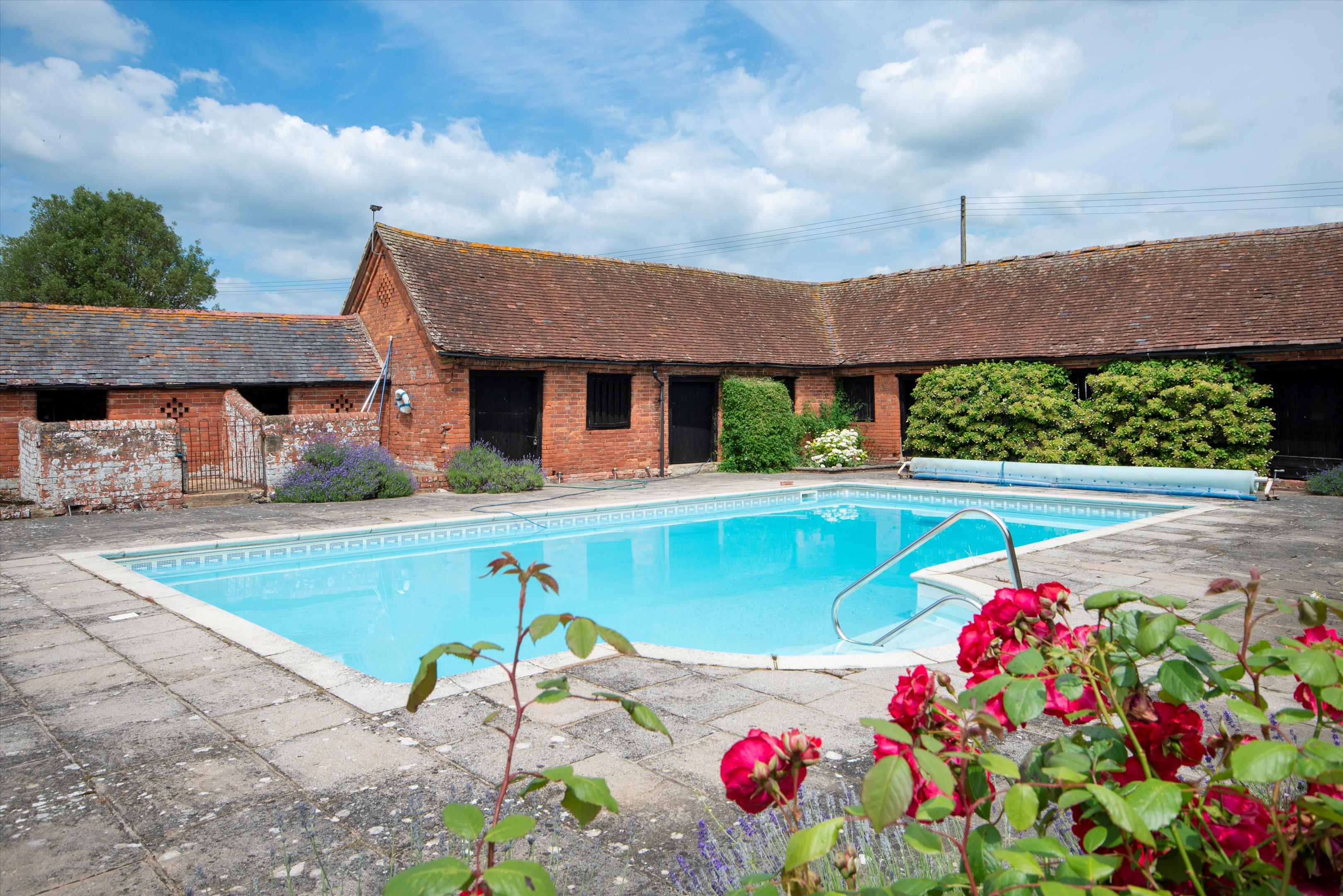 Forthampton, Gloucestershire, GL19