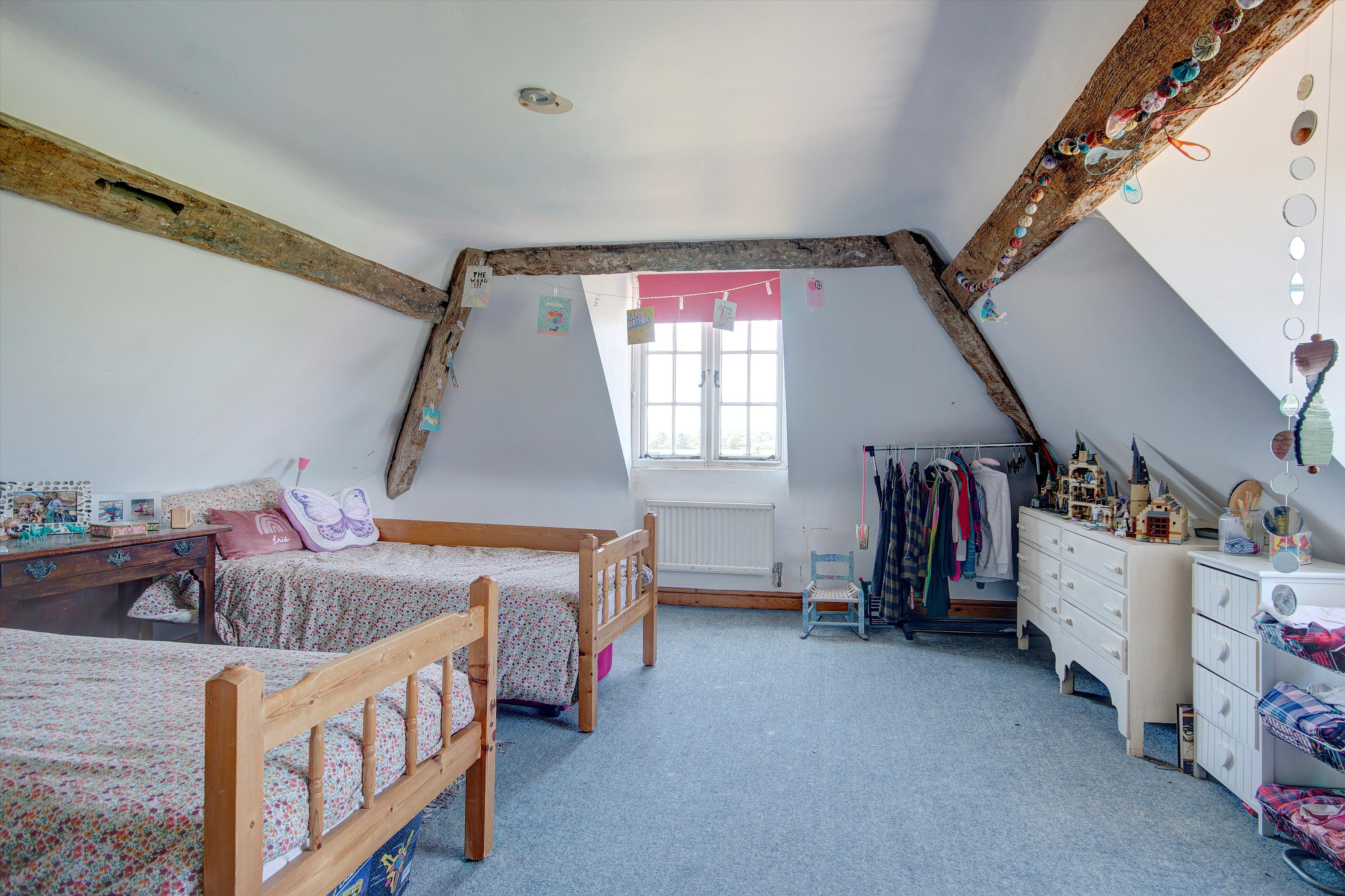 Forthampton, Gloucestershire, GL19