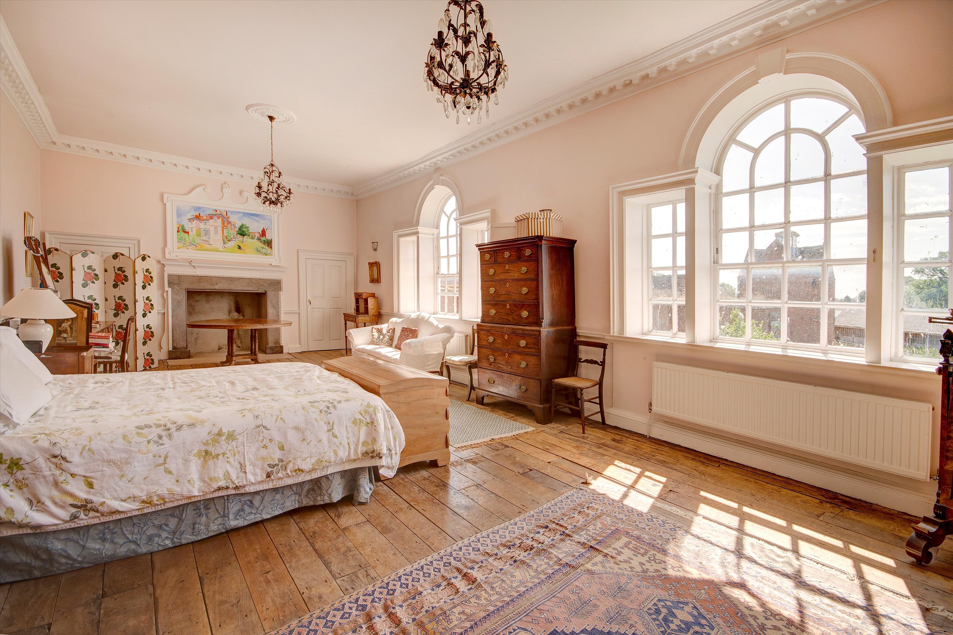 Forthampton, Gloucestershire, GL19